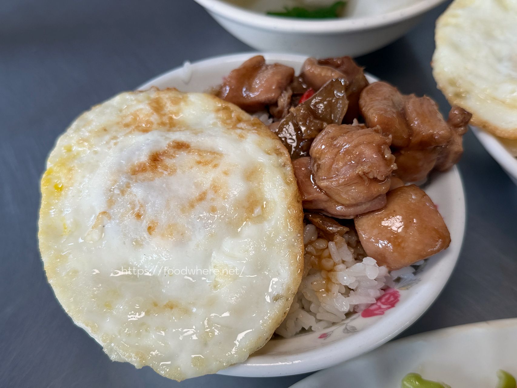 高雄三民《陳燒肉飯》低調燒雞飯才是王道！ @高雄美食底對
