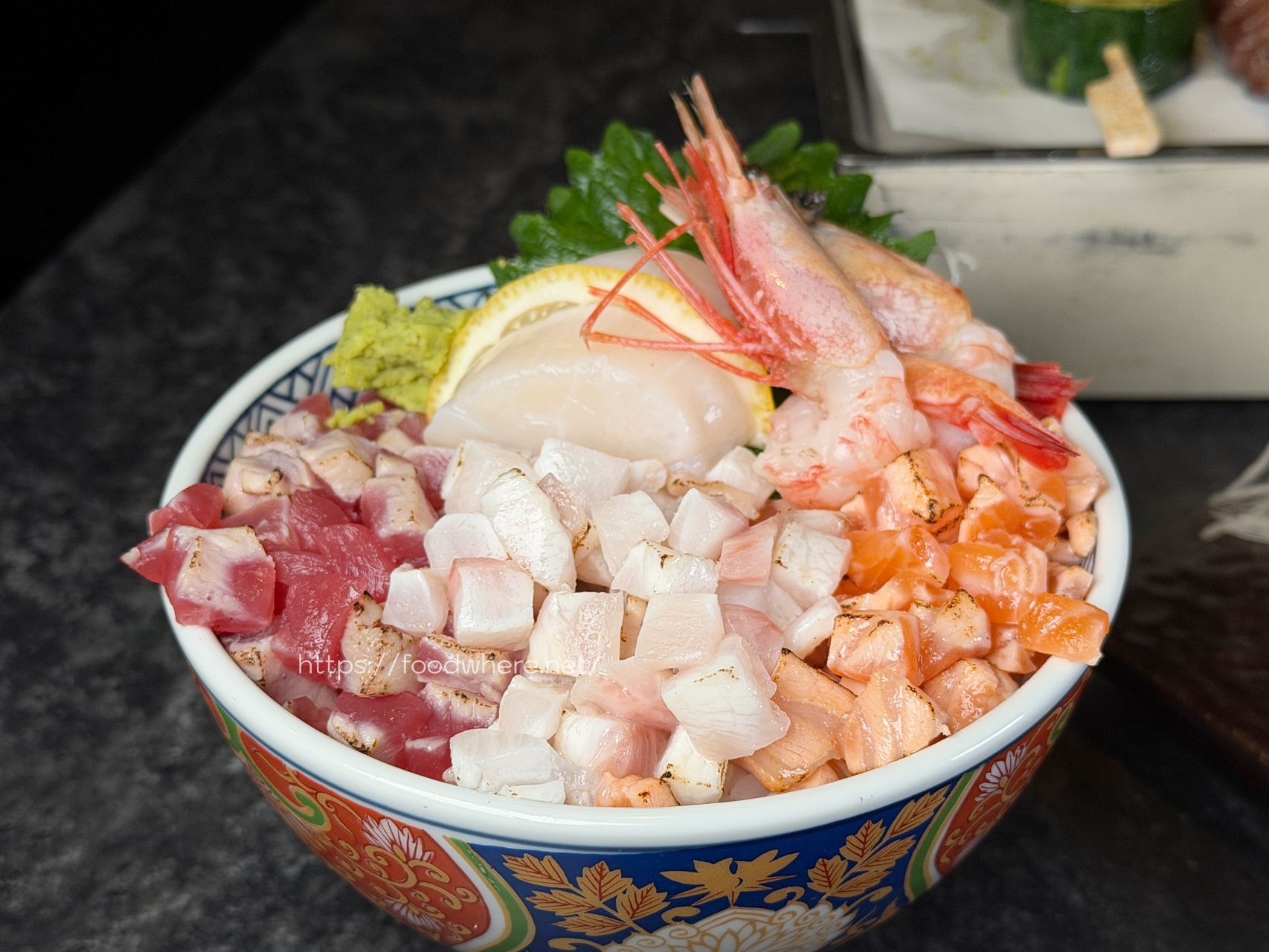 高雄左營串燒居酒屋《上次那間 》藏身河堤社區的居酒屋 每一串都能熱騰騰入口 @高雄美食底對