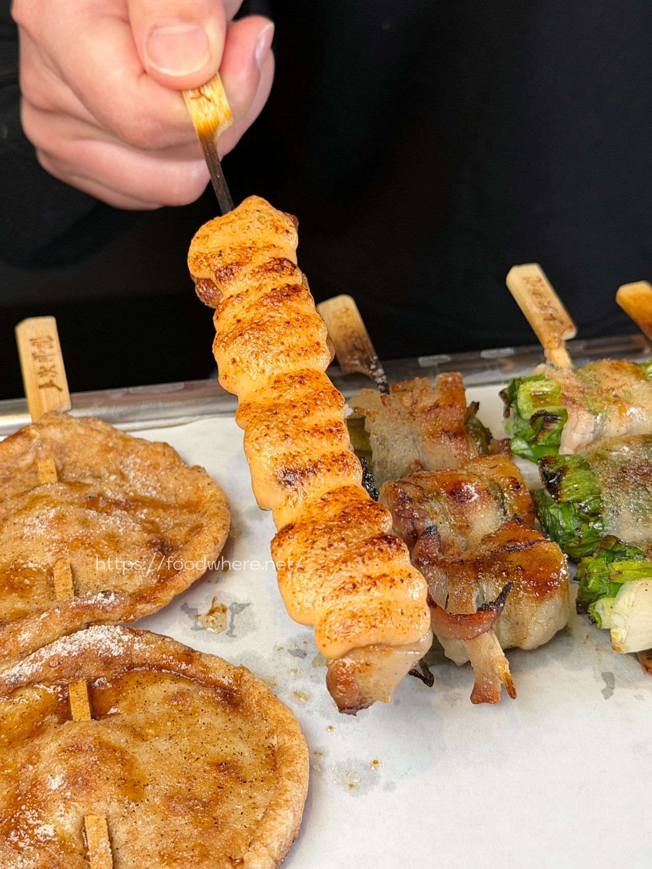 高雄左營串燒居酒屋《上次那間 》藏身河堤社區的居酒屋 每一串都能熱騰騰入口 @高雄美食底對