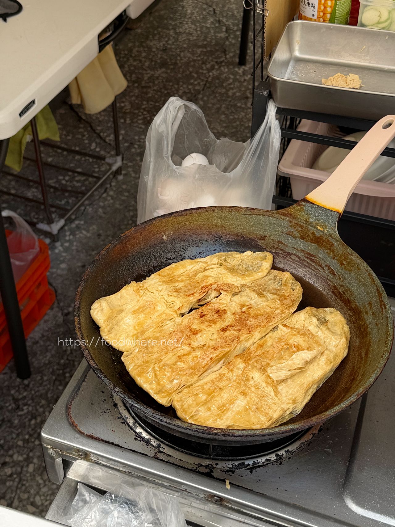 （有放菜單）高雄豆皮蛋餅 新興區早餐《吳媽早午餐 》酥脆爆餡豆皮蛋餅 內行人才懂的美味早午餐 @高雄美食底對