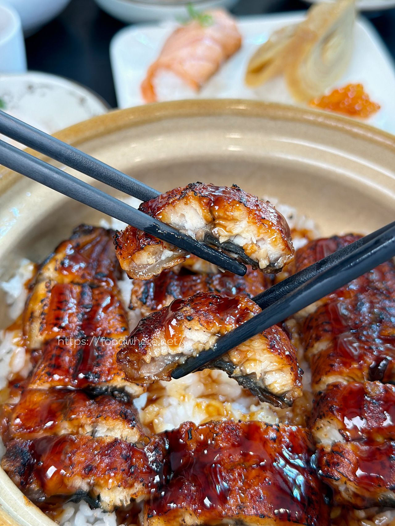 高雄苓雅美食《旭日料理》日本老闆經營的道地定食，鰻魚三吃與職人天婦羅 @高雄美食底對