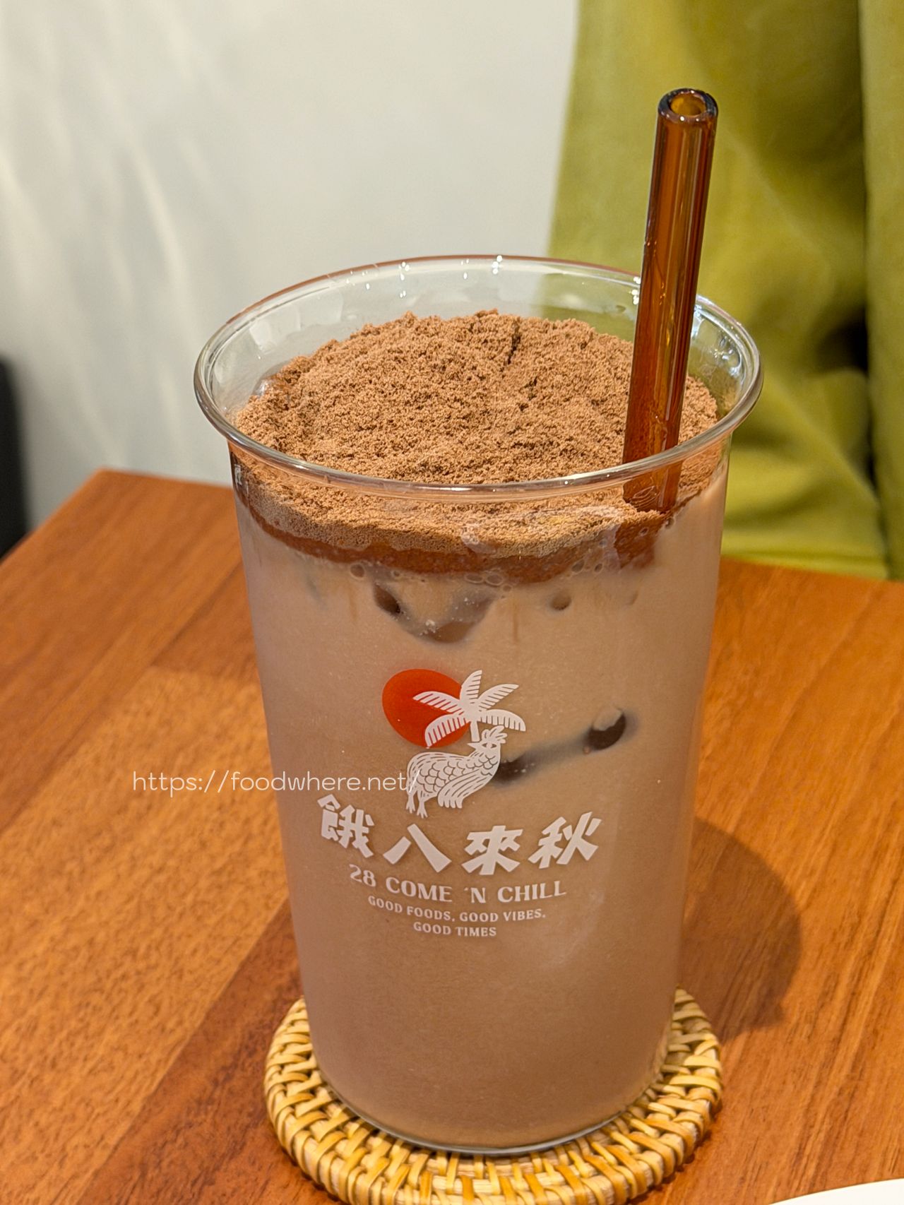（有菜單）高雄鹽埕美食《餓吧來秋》超厚實海南雞飯配美祿恐龍！大勇路南洋風味 高雄海南雞飯 @高雄美食底對