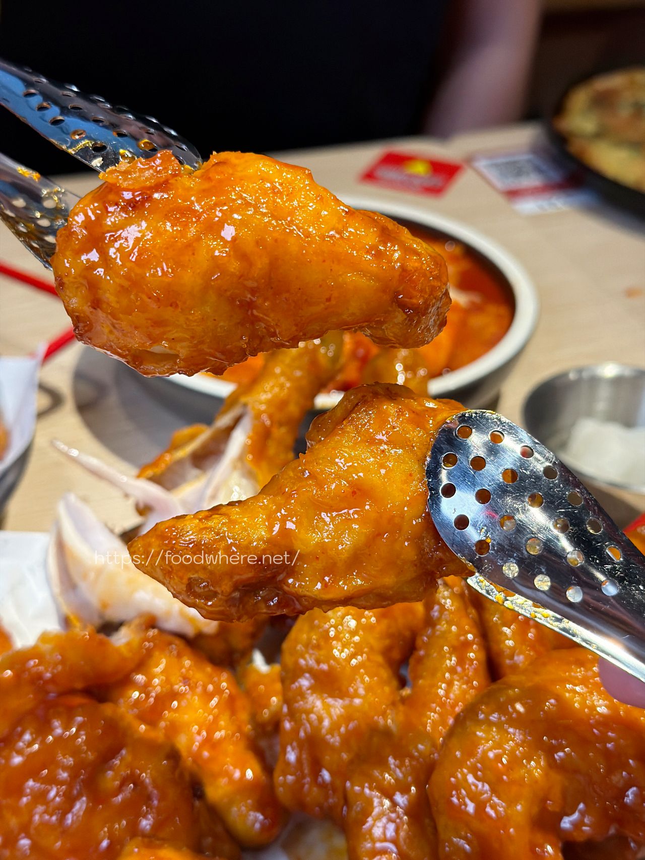 （有菜單）高雄前金美食《Bonchon本村韓食炸雞》插旗大立百貨！被 CNN 譽為「炸雞黃金標準」的美味到底多厲害？ @高雄美食底對