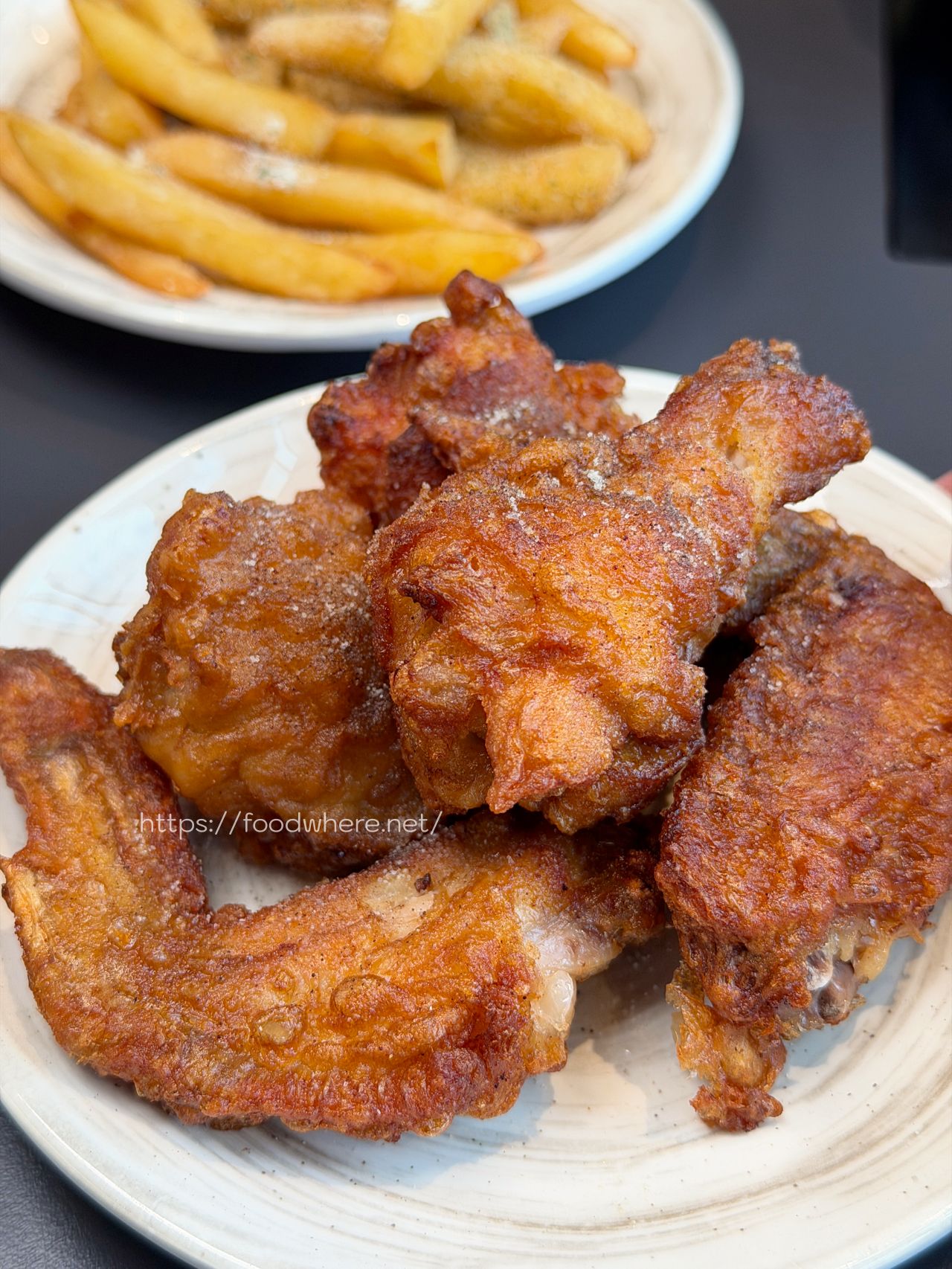 （有菜單）2026 高雄火鍋推薦《二旭鍋高流店》369元起自助吧吃到飽！必吃炸雞翅、牛大骨鍋 @高雄美食底對