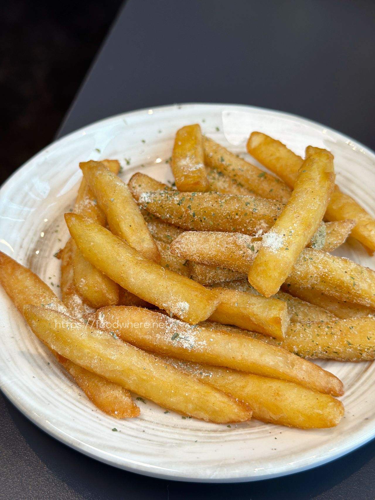 （有菜單）2026 高雄火鍋推薦《二旭鍋高流店》369元起自助吧吃到飽！必吃炸雞翅、牛大骨鍋 @高雄美食底對