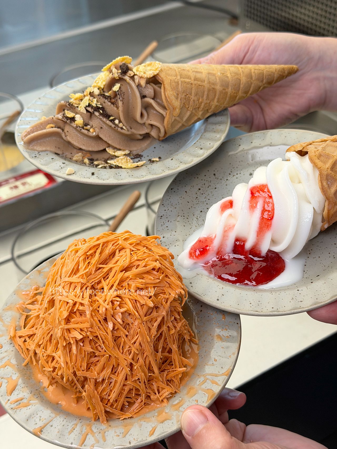 （有菜單）2026 高雄火鍋推薦《二旭鍋高流店》369元起自助吧吃到飽！必吃炸雞翅、牛大骨鍋 @高雄美食底對