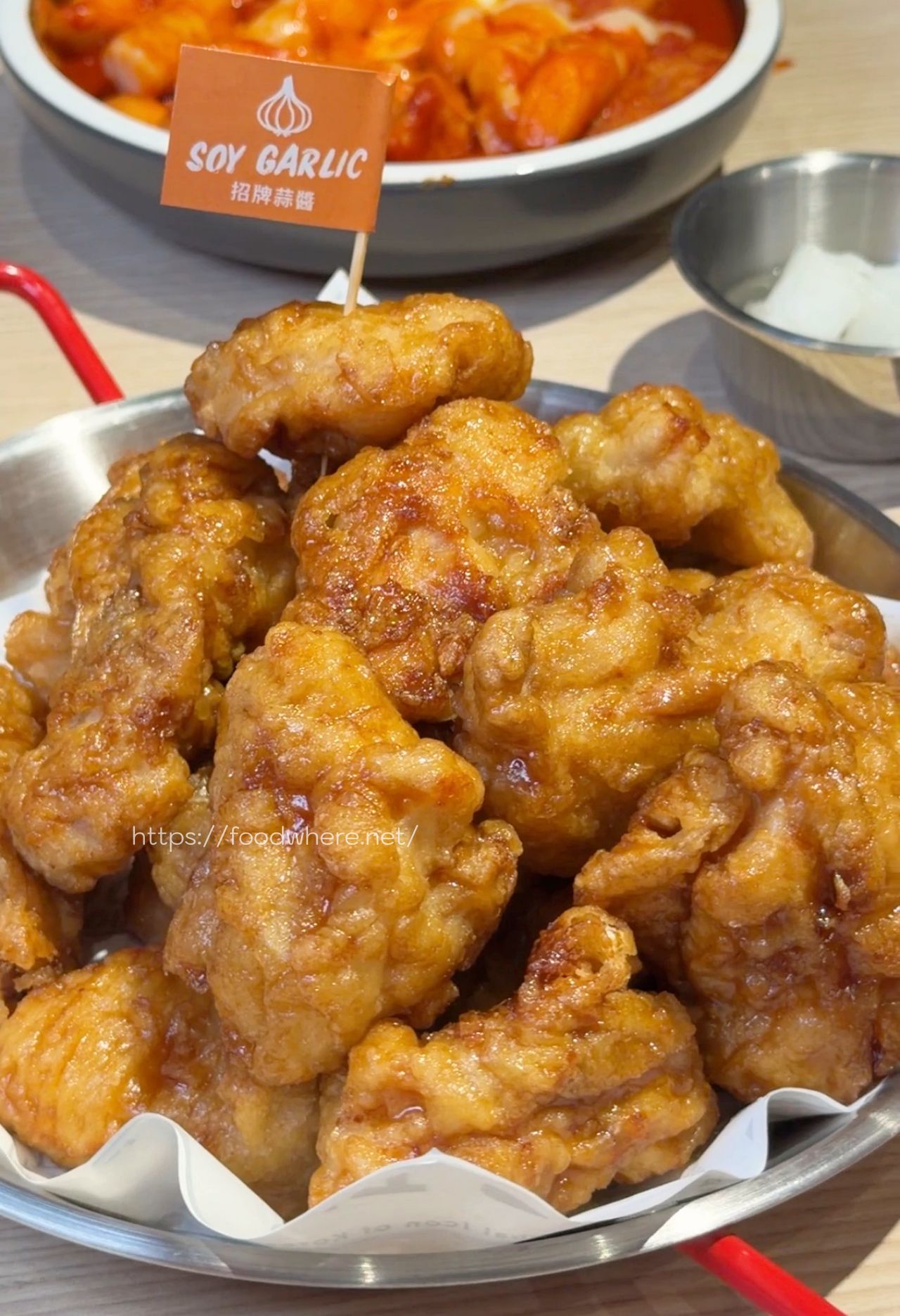 （有菜單）高雄前金美食《Bonchon本村韓食炸雞》插旗大立百貨！被 CNN 譽為「炸雞黃金標準」的美味到底多厲害？ @高雄美食底對