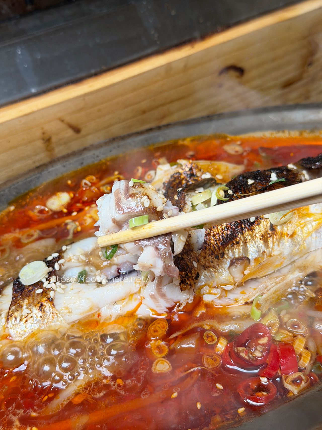 高雄楠梓美食『烤骨學院 』$699 現流魚獲、火烤吃到飽！教你如何把大烤爐用到最極致 @高雄美食底對