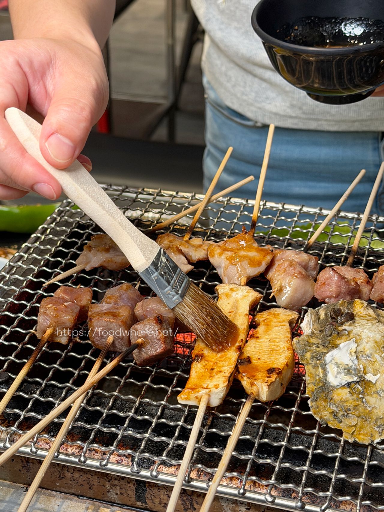 高雄楠梓美食『烤骨學院 』$699 現流魚獲、火烤吃到飽！教你如何把大烤爐用到最極致 @高雄美食底對