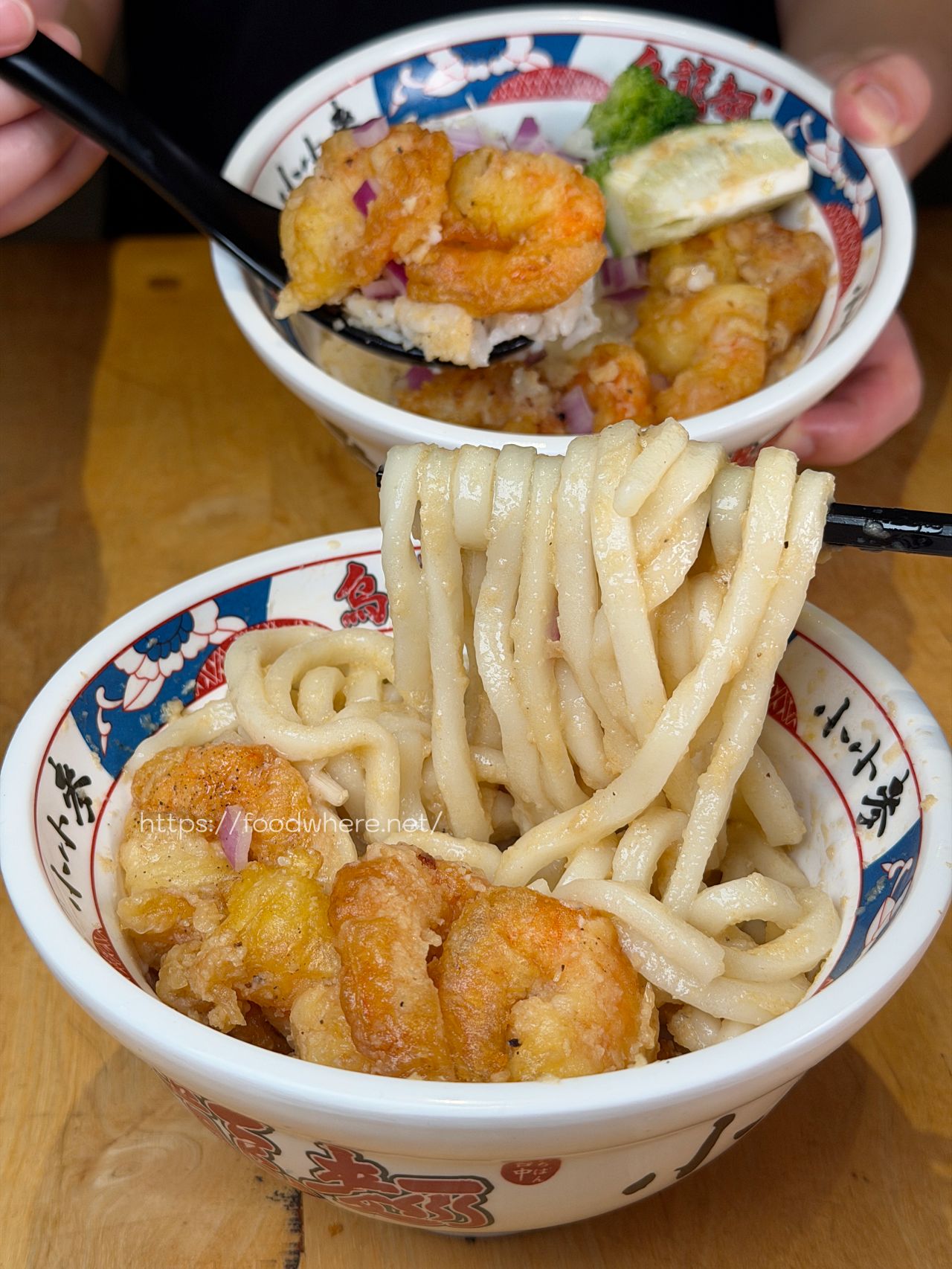 高雄苓雅美食《小小麥》高雄烏龍麵專賣！這碗「蒜奶蝦蝦」真的會讓人一吃上癮 @高雄美食底對