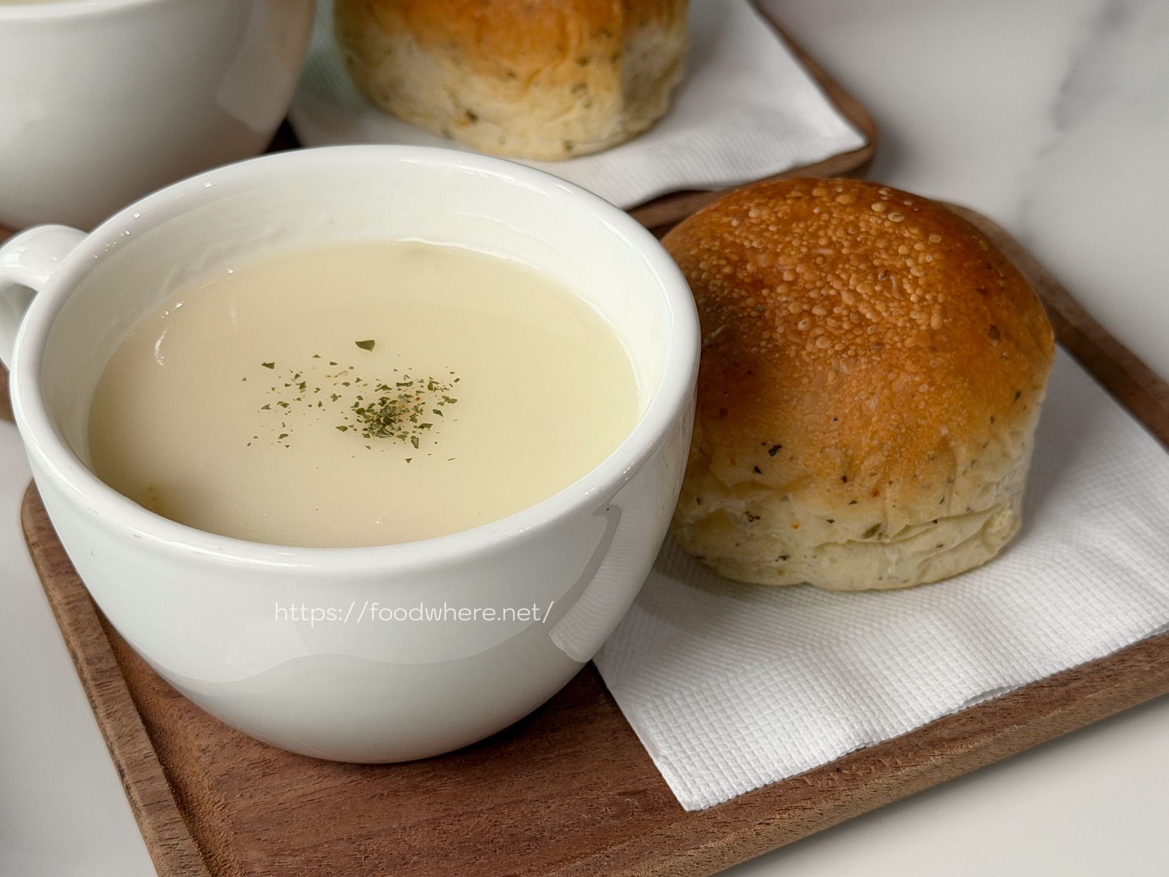 (2026最新菜單)高雄鼓山美食『Green餐廳』隱身農十六的超高 CP 值私藏餐廳！全高雄最便宜的威靈頓牛排就在這 @高雄美食底對