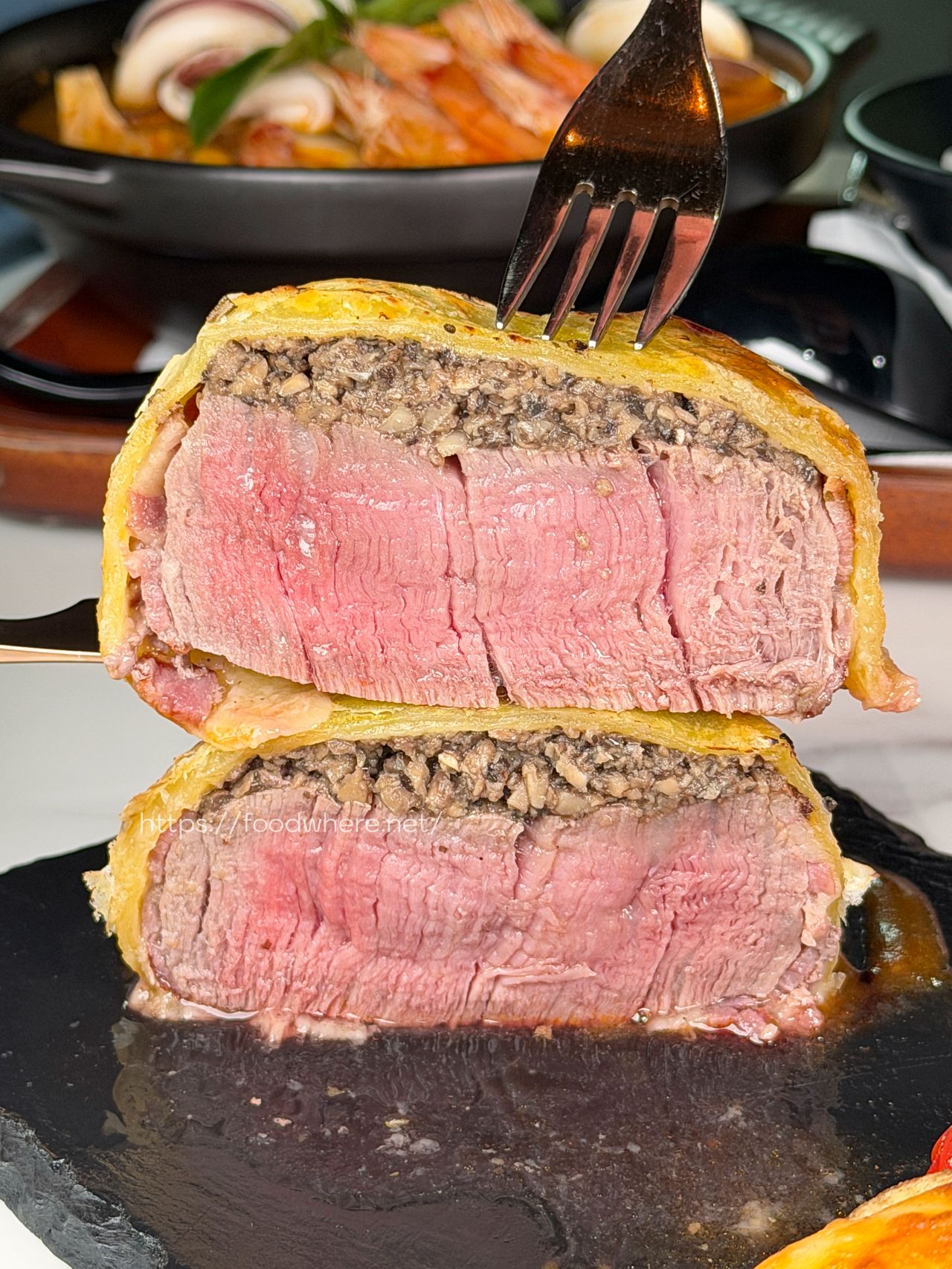 (2026最新菜單)高雄鼓山美食『Green餐廳』隱身農十六的超高 CP 值私藏餐廳！全高雄最便宜的威靈頓牛排就在這 @高雄美食底對