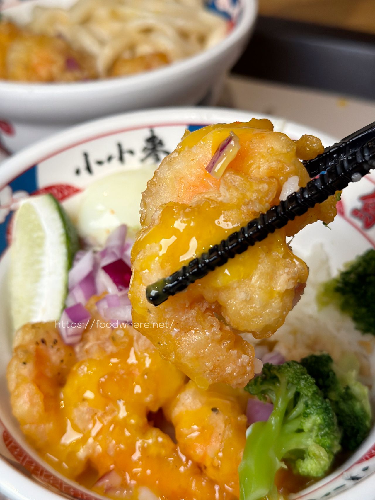 高雄苓雅美食《小小麥》高雄烏龍麵專賣！這碗「蒜奶蝦蝦」真的會讓人一吃上癮 @高雄美食底對