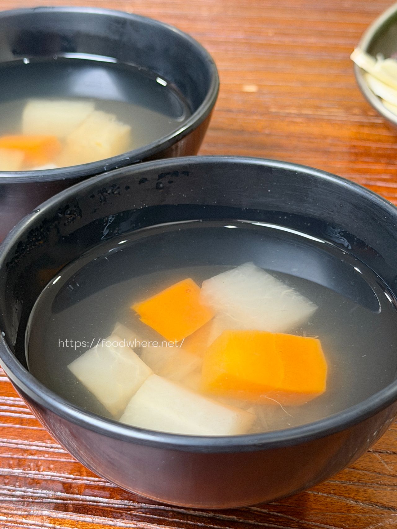 高雄韓式冷麵《雲冷麵屋》隱身金門街的道地韓味，首推超開胃洛神蘿蔔水冷麵！ @高雄美食底對
