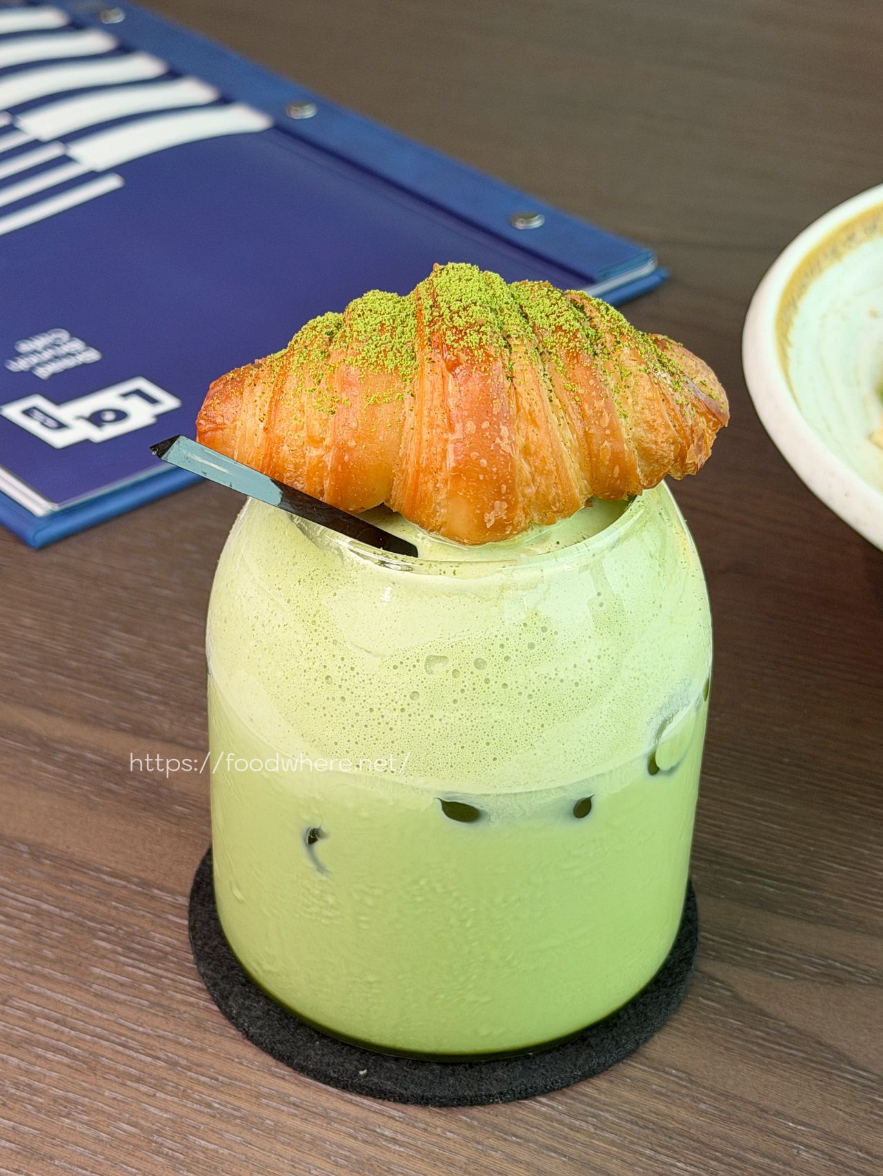 高雄苓雅美食《LAB FE21 遠百店》隱身 17 樓的高空早午餐！霸氣龍蝦石斑粥與精緻母親節套餐 @高雄美食底對