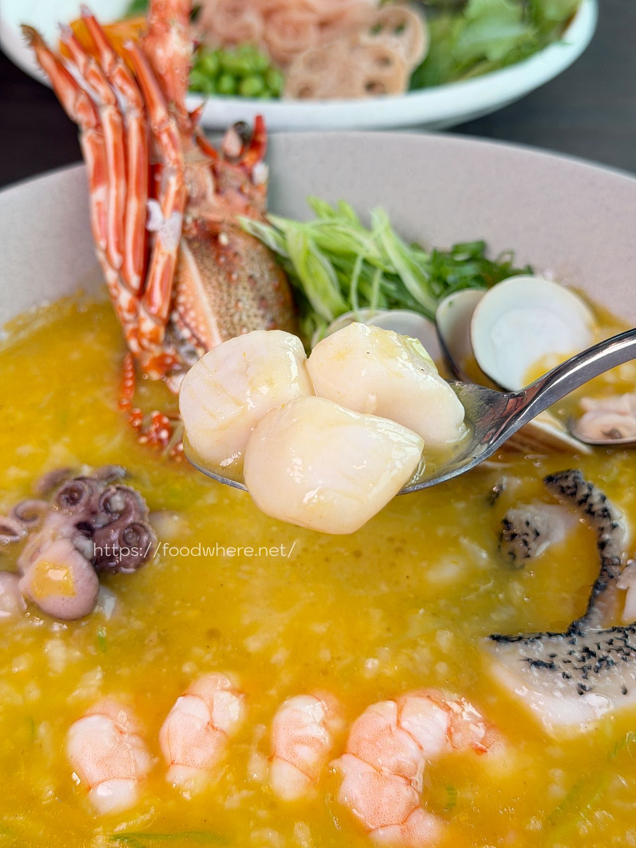 高雄苓雅美食《LAB FE21 遠百店》隱身 17 樓的高空早午餐！霸氣龍蝦石斑粥與精緻母親節套餐 @高雄美食底對