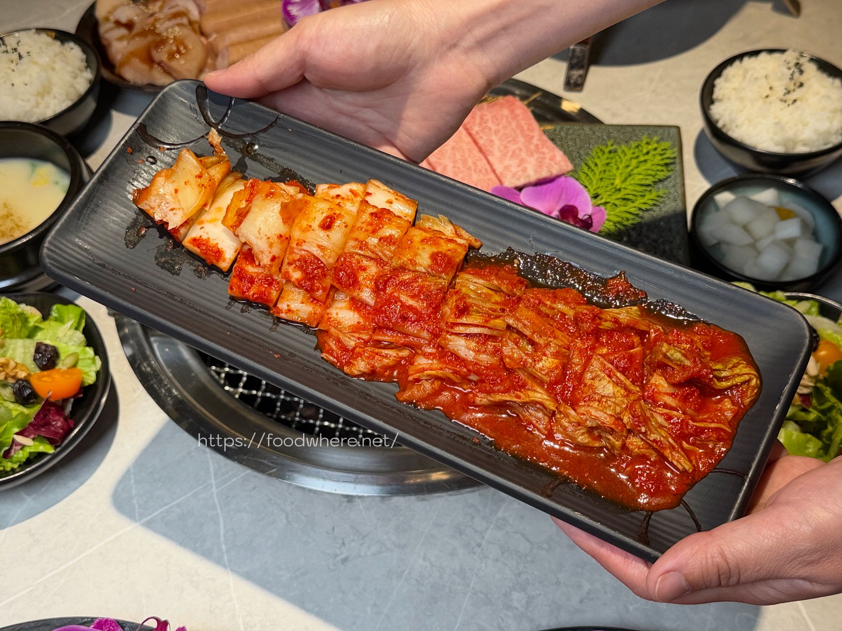 高雄旗山美食《東明川日式燒肉》不用飛日本，在旗山就能爽吃日本 BMS12 級頂級和牛！ @高雄美食底對