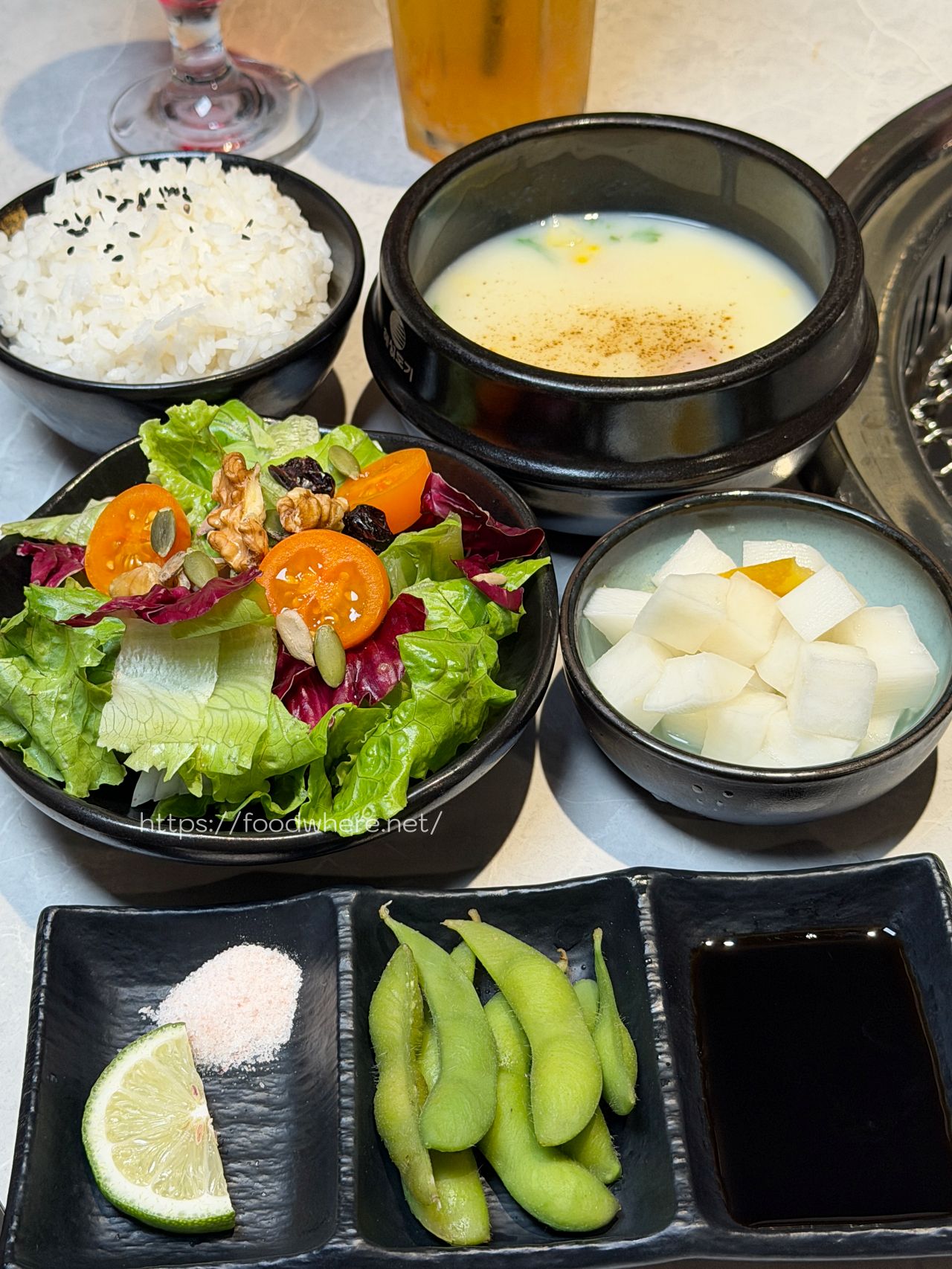 高雄旗山美食《東明川日式燒肉》不用飛日本，在旗山就能爽吃日本 BMS12 級頂級和牛！ @高雄美食底對