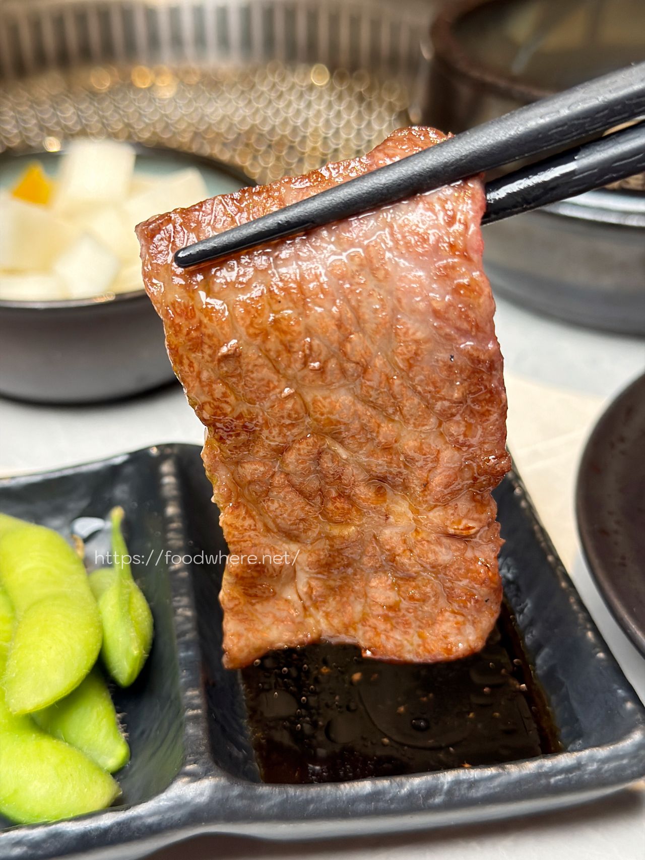 高雄旗山美食《東明川日式燒肉》不用飛日本，在旗山就能爽吃日本 BMS12 級頂級和牛！ @高雄美食底對