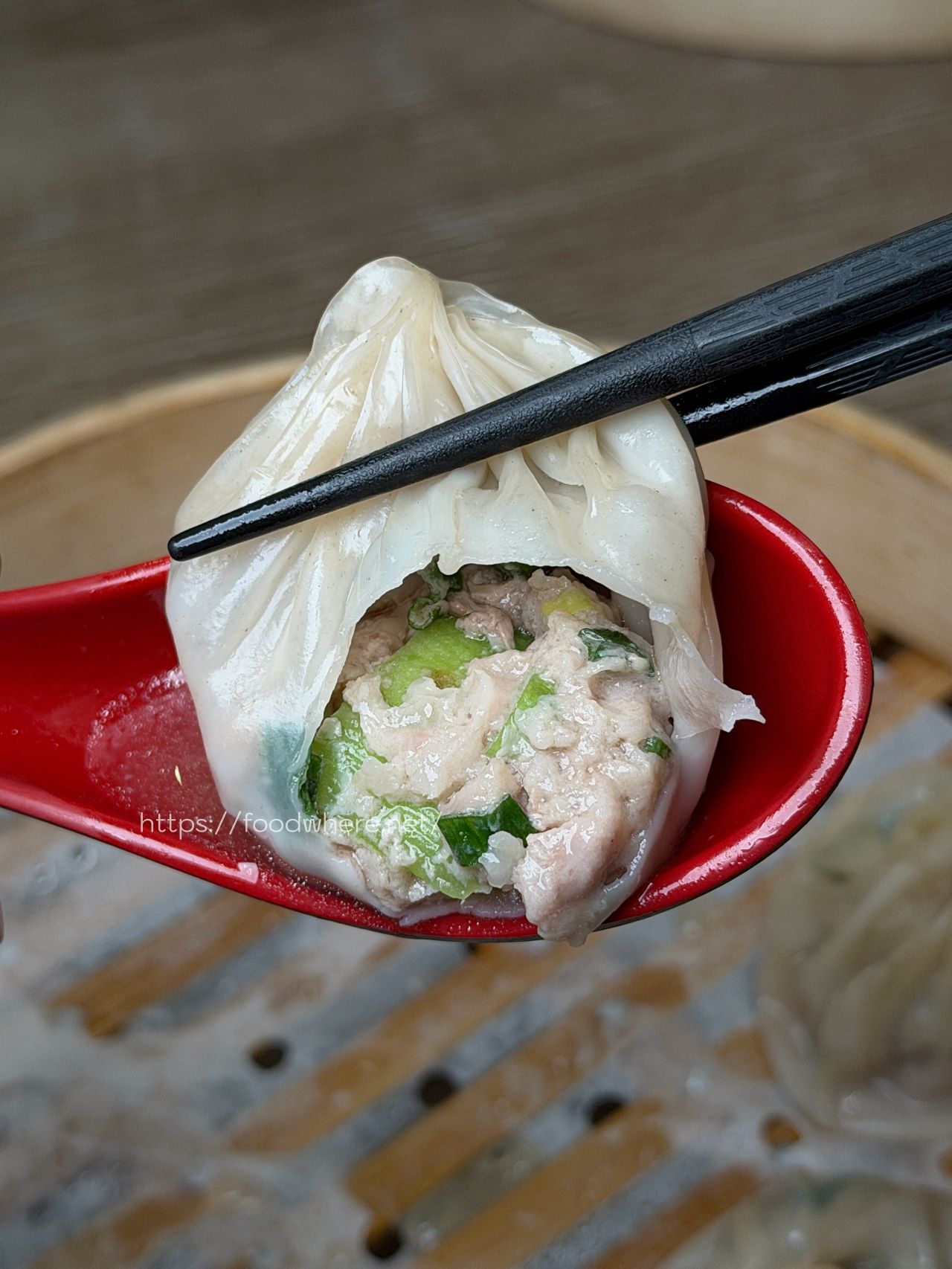 (有菜單)高雄宵夜 超爆汁罐湯包《古猗園灌湯包》開到凌晨1點的罪惡美食，夜貓子直接收藏 @高雄美食底對