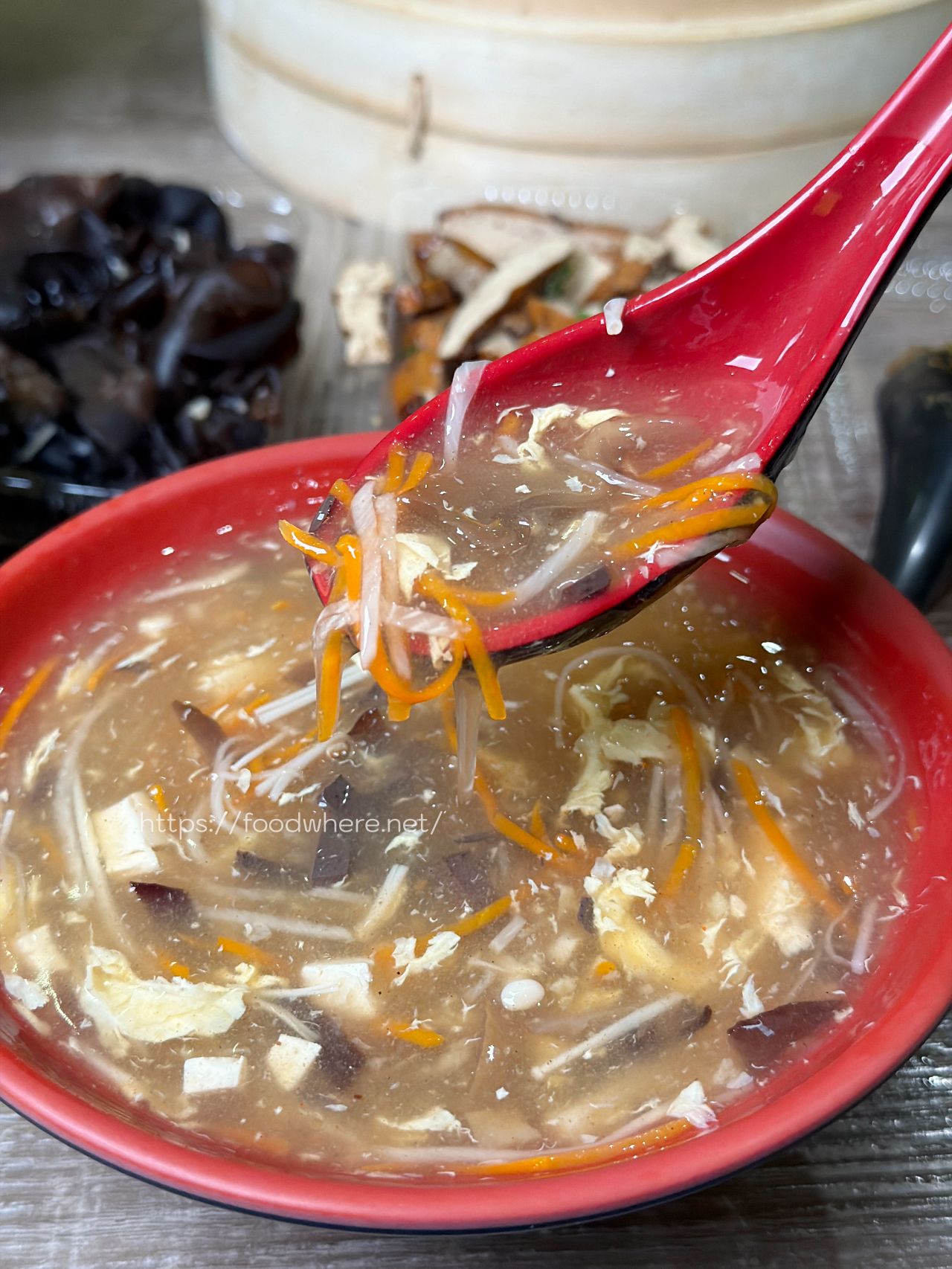 (有菜單)高雄宵夜 超爆汁罐湯包《古猗園灌湯包》開到凌晨1點的罪惡美食，夜貓子直接收藏 @高雄美食底對