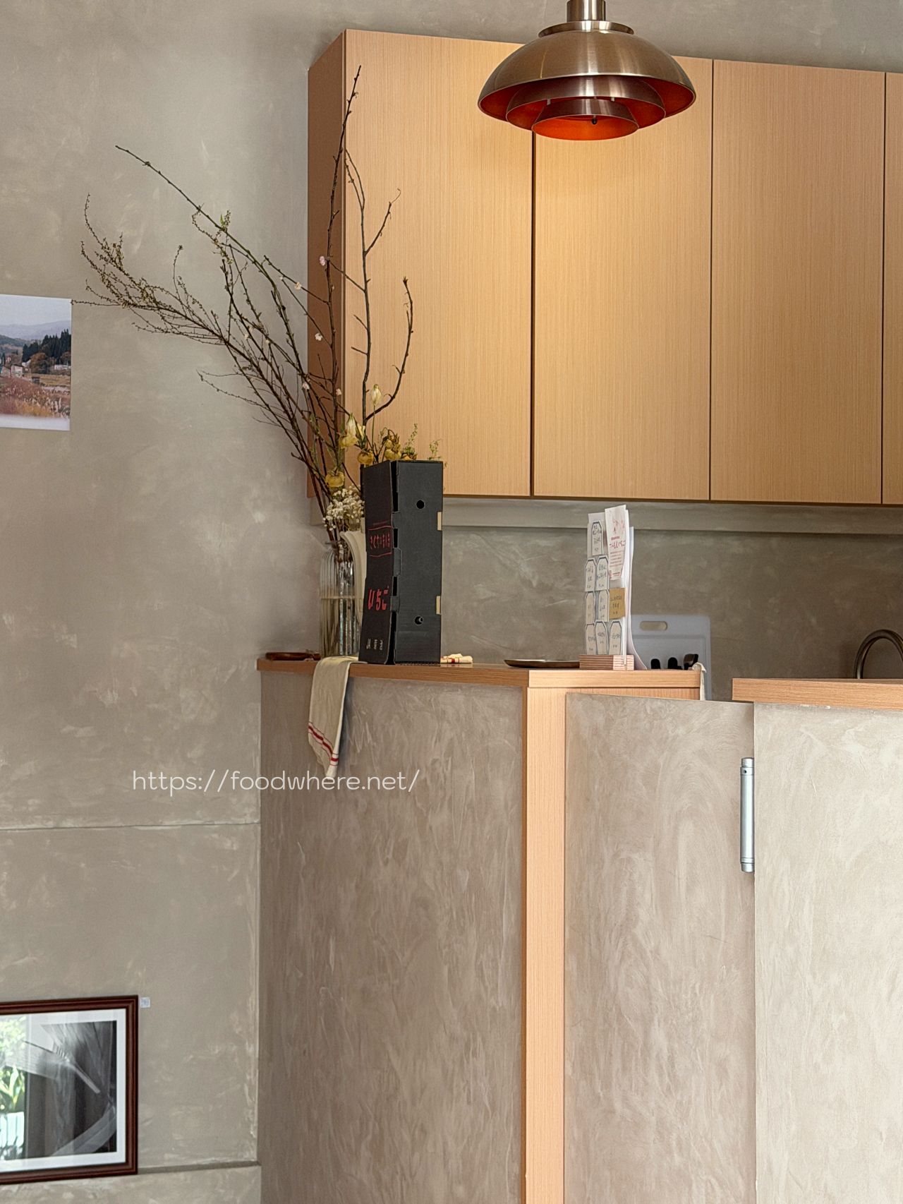 (有放菜單)高雄咖啡廳推薦《BAKI玐崎》隱身巷弄內的的咖啡甜點，空間感超好！ @高雄美食底對