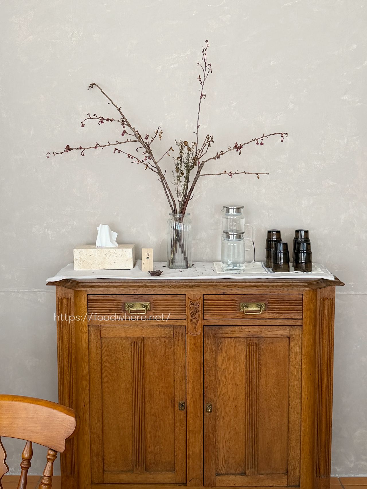 (有放菜單)高雄咖啡廳推薦《BAKI玐崎》隱身巷弄內的的咖啡甜點，空間感超好！ @高雄美食底對