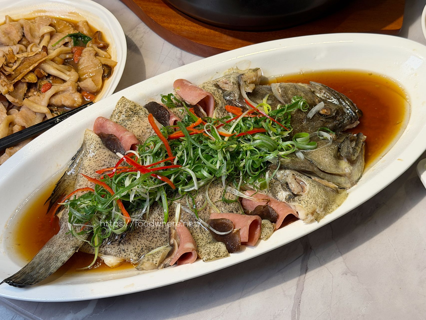 高雄鳳山美食《麟粥宮》鳳山文衡店「黃金無敵海景佛跳牆粥」真的強！母親節聚餐首選 @高雄美食底對
