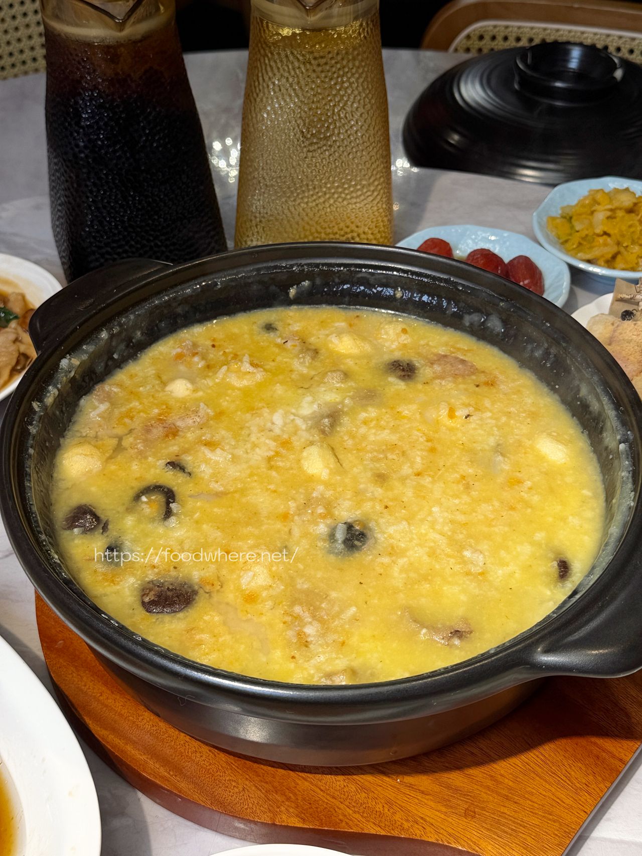 高雄鳳山美食《麟粥宮》鳳山文衡店「黃金無敵海景佛跳牆粥」真的強！母親節聚餐首選 @高雄美食底對