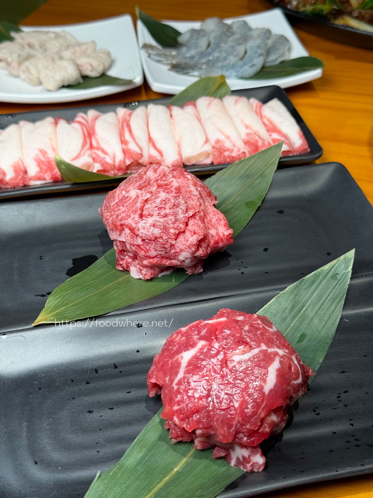 高雄三民區美食《牛博肆溫體牛火鍋》現切頂級溫體牛與夢幻雜炊收尾，高雄北平二街火鍋美食 @高雄美食底對
