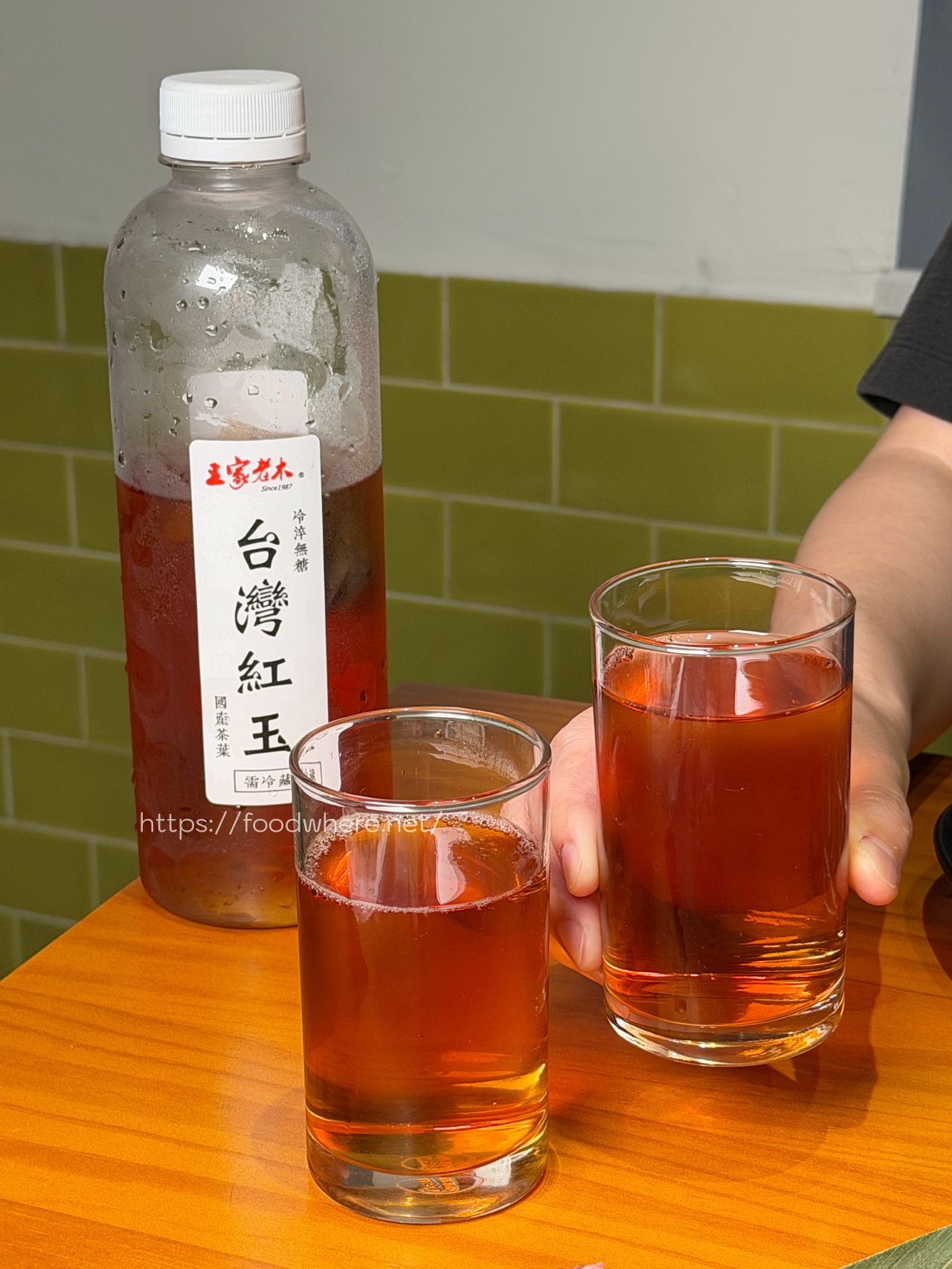 高雄三民區美食《牛博肆溫體牛火鍋》現切頂級溫體牛與夢幻雜炊收尾，高雄北平二街火鍋美食 @高雄美食底對