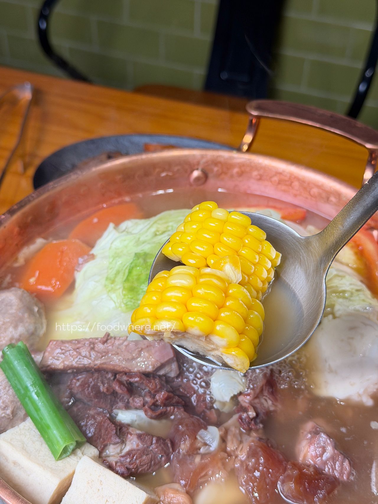 高雄三民區美食《牛博肆溫體牛火鍋》現切頂級溫體牛與夢幻雜炊收尾，高雄北平二街火鍋美食 @高雄美食底對