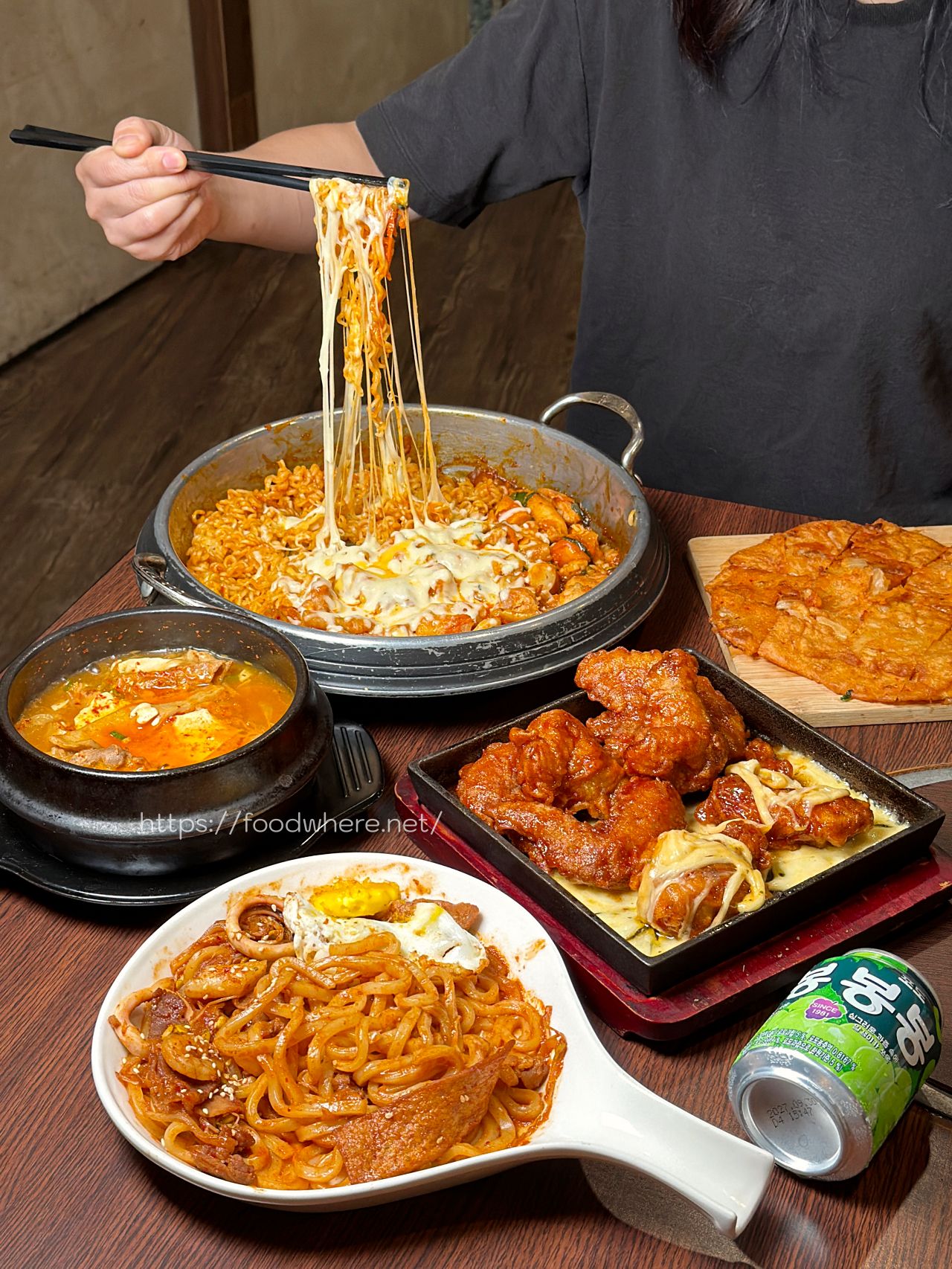 (有菜單)高雄岡山美食《韓館仁川 岡山店》牽絲起司春川炒雞與邪惡洋釀炸雞,高雄不敗的激推韓料 @高雄美食底對 (有菜單)高雄岡山美食《韓館仁川 岡山店》牽絲起司春川炒雞與邪惡洋釀炸雞,高雄不敗的激推韓料 @高雄美食底對