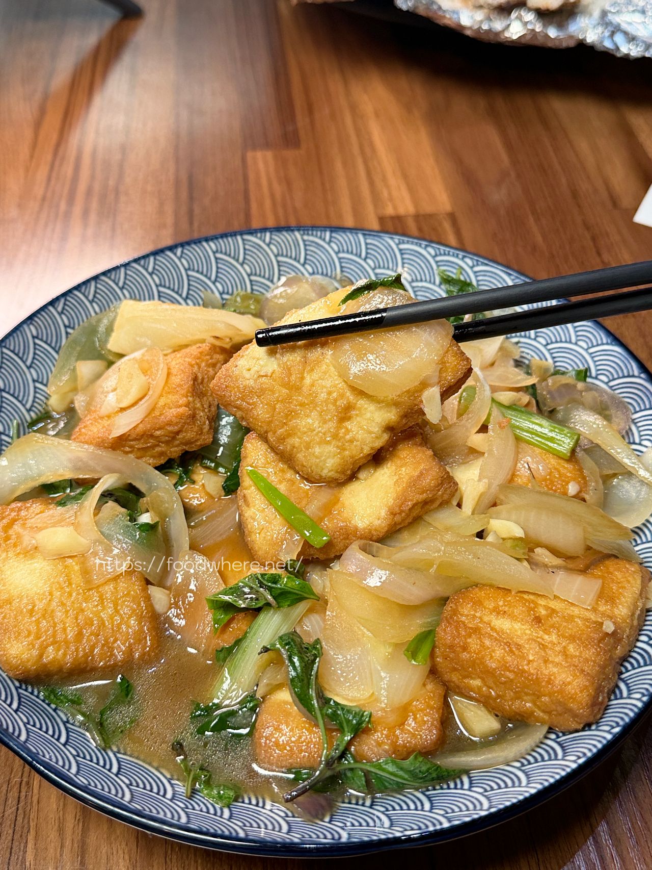 高雄鳳山美食《文茶園》市區就能爽嗑現烤桶仔雞、東坡肉，還能愜意泡茶！六月超狂白蝦抽抽樂免費送 @高雄美食底對