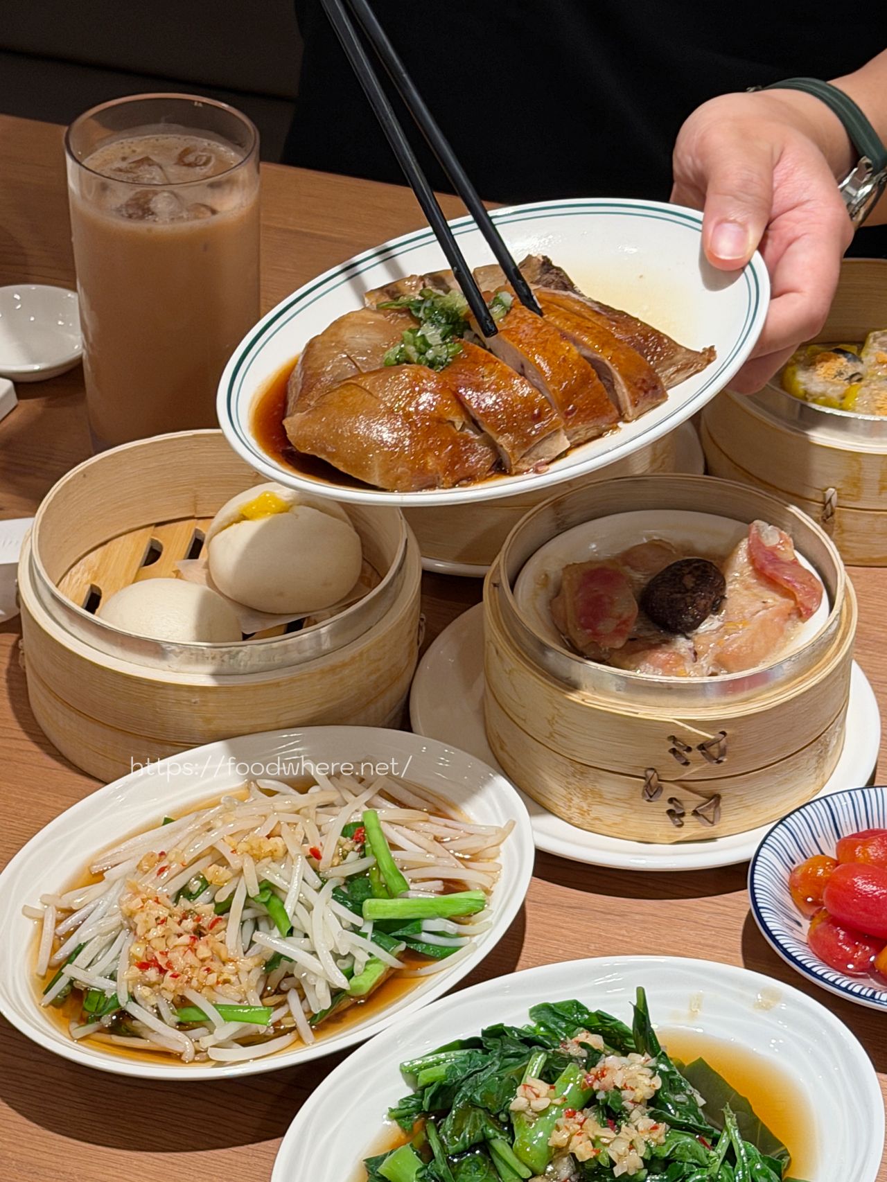 （最新菜單）高雄左營美食《悅香樓》巨蛋商圈全新港點推車茶樓！匾額、復古風，重溫最迷人的冒煙儀式感 @高雄美食底對