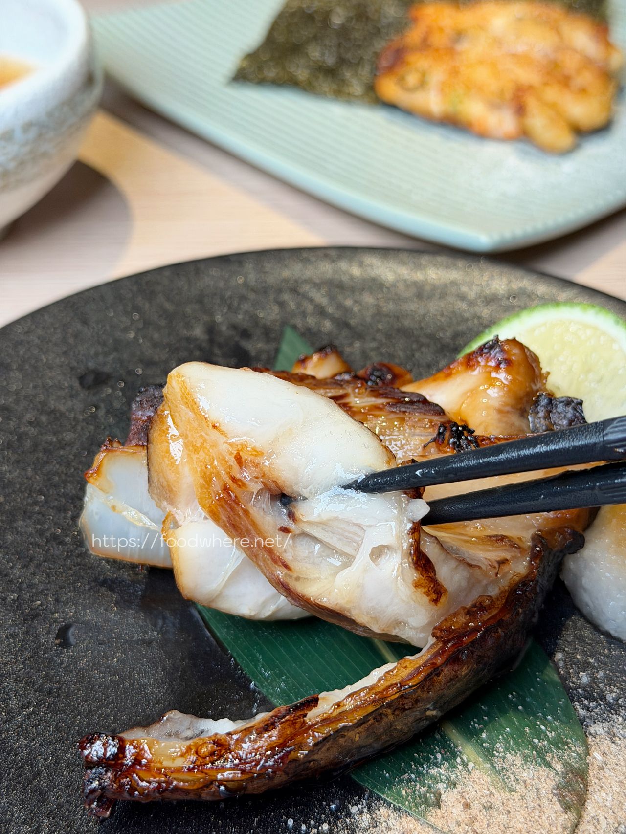 高雄前鎮美食《鉑釧 酒食販売》三多新光旁巷弄日料！全品項 1～2 人份精緻小量，高雄小酌日料 @高雄美食底對