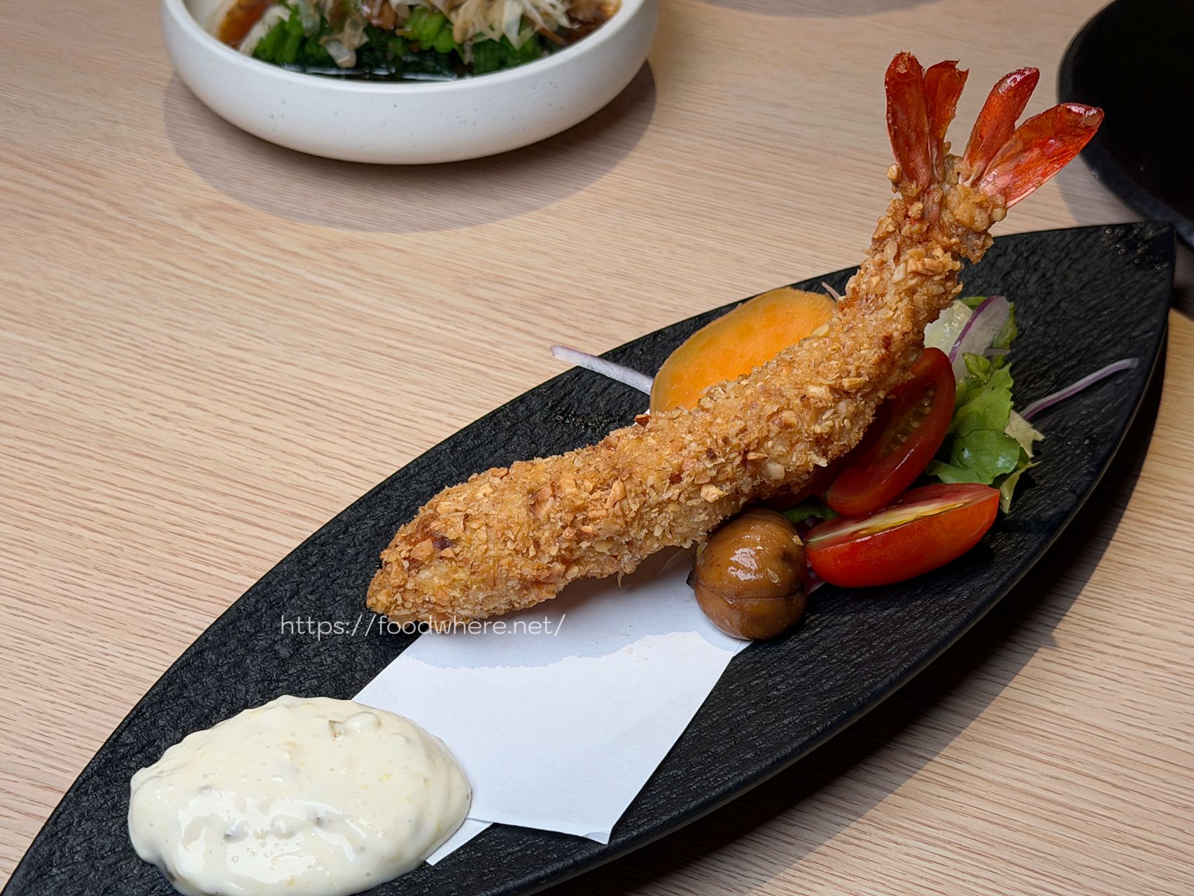高雄前鎮美食《鉑釧 酒食販売》三多新光旁巷弄日料！全品項 1～2 人份精緻小量，高雄小酌日料 @高雄美食底對