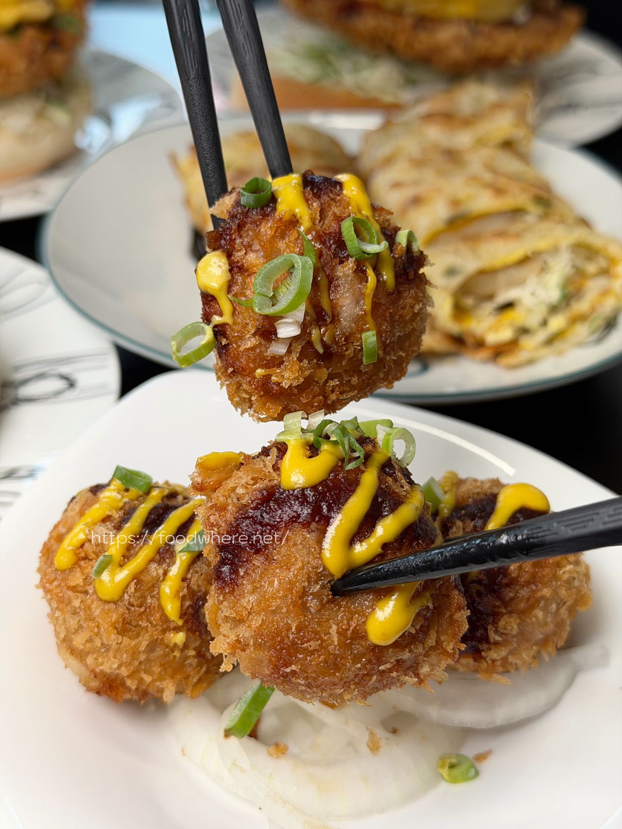 (最新菜單)高雄三民美食《金呷不一樣早午餐》義華路超狂人氣早午餐！日料職人精神移植，必點爆汁杏鮑菇蛋餅與超厚蛋漢堡排 @高雄美食底對