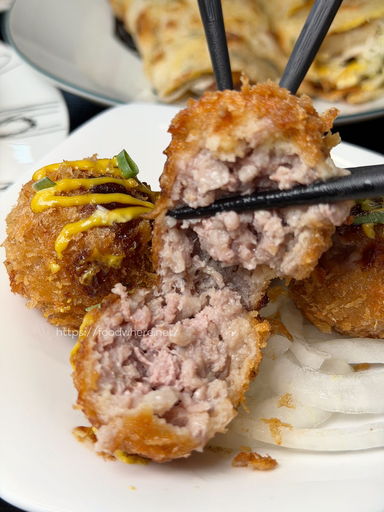 (最新菜單)高雄三民美食《金呷不一樣早午餐》義華路超狂人氣早午餐！日料職人精神移植，必點爆汁杏鮑菇蛋餅與超厚蛋漢堡排 @高雄美食底對