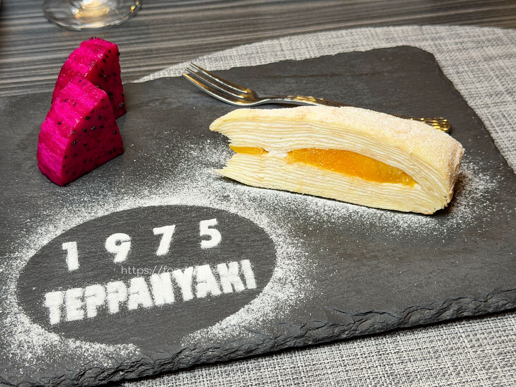 高雄前金美食《1975鐵板燒》隱身仁德街的超值無菜單鐵板燒!$1500 吃大蝦日本和牛、13 道職人級美味,慶生約會首選 @高雄美食底對 高雄前金美食《1975鐵板燒》隱身仁德街的超值無菜單鐵板燒!$1500 吃大蝦日本和牛、13 道職人級美味,慶生約會首選 @高雄美食底對
