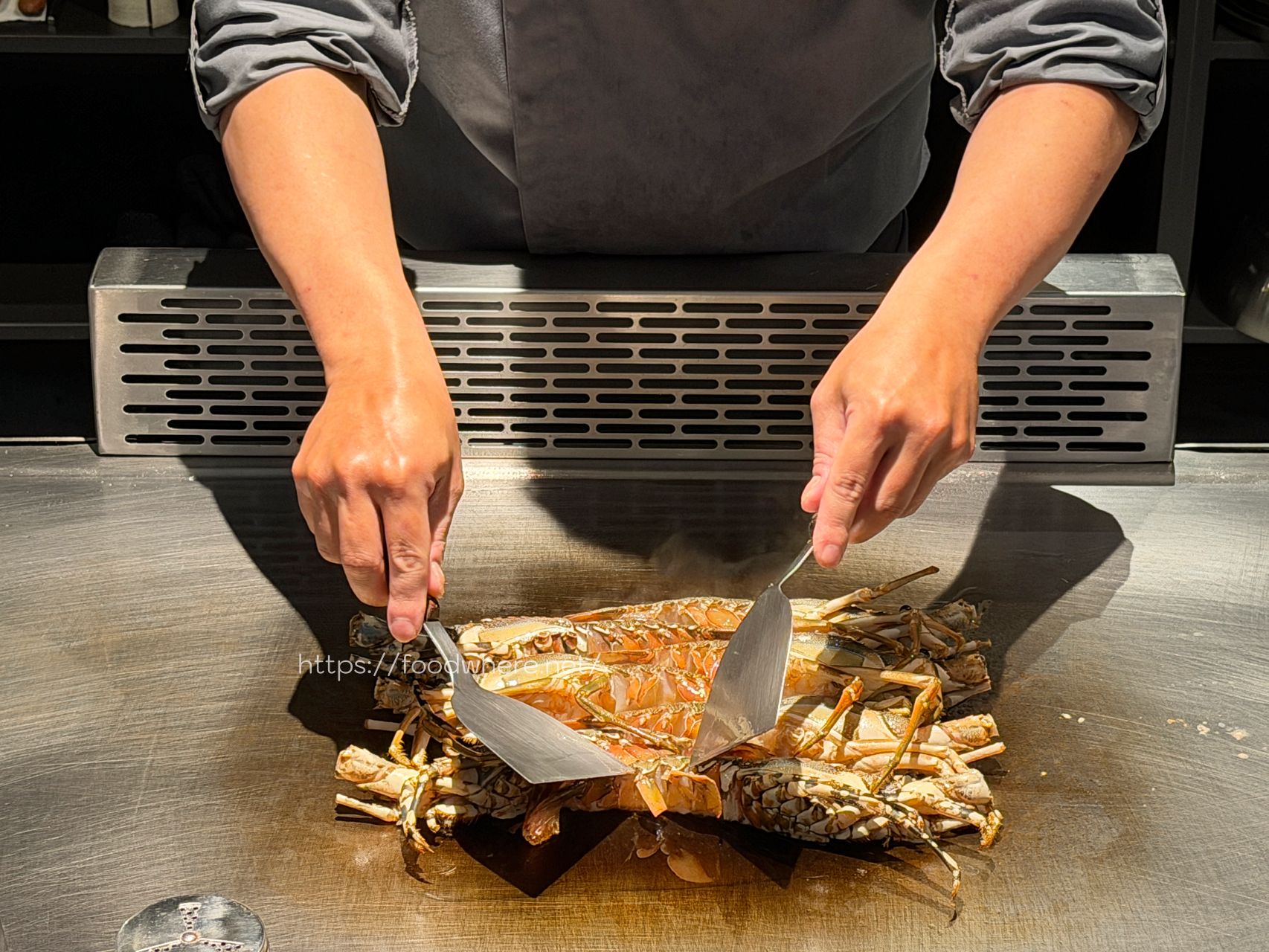 高雄楠梓美食《食光宴 鐵板料理-楠梓藏心宴》全預約制神祕氣派鐵板燒！$1480起坐擁活體龍蝦與牛排海陸奢華饗宴 @高雄美食底對