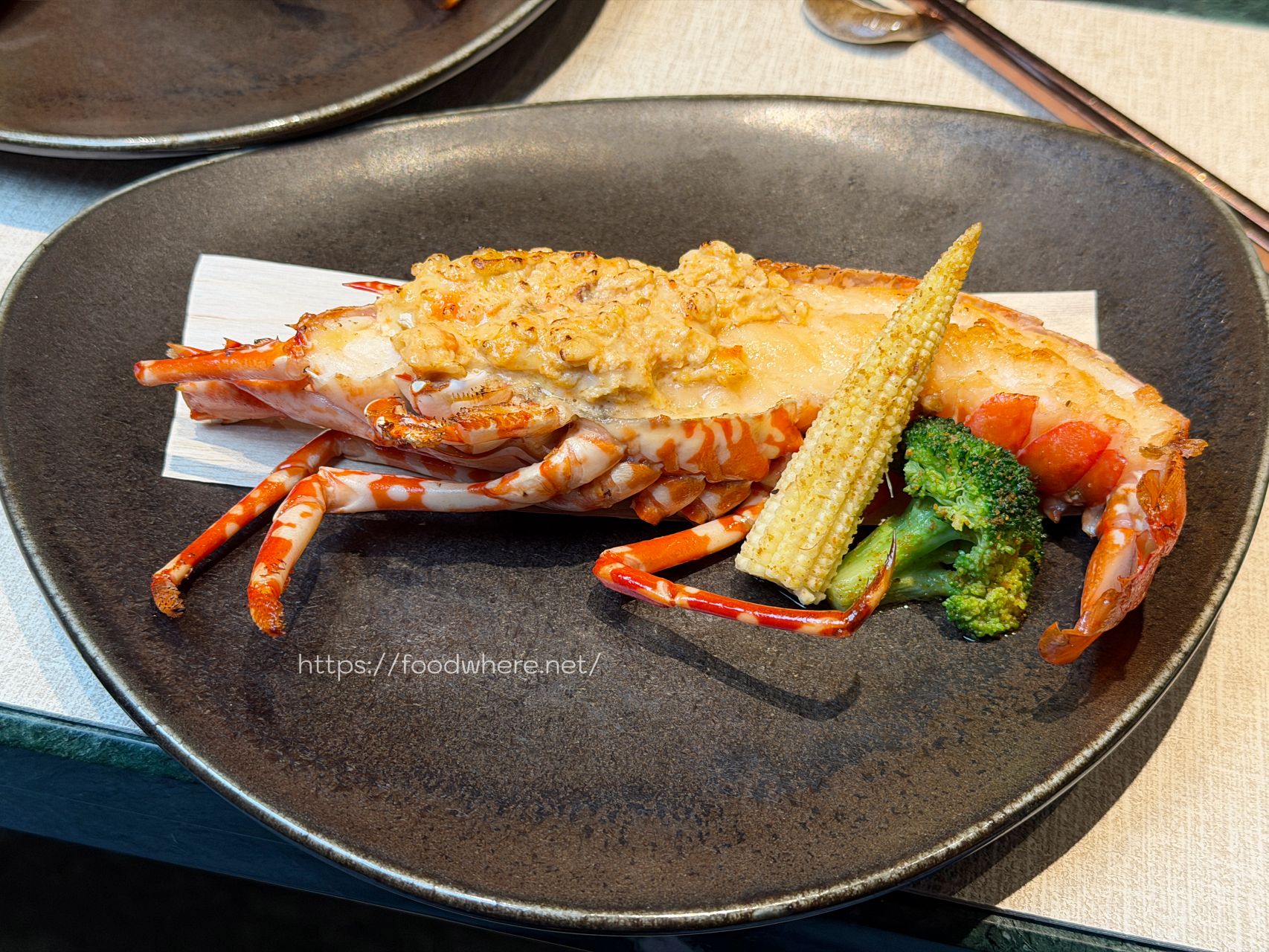 高雄楠梓美食《食光宴 鐵板料理-楠梓藏心宴》全預約制神祕氣派鐵板燒！$1480起坐擁活體龍蝦與牛排海陸奢華饗宴 @高雄美食底對