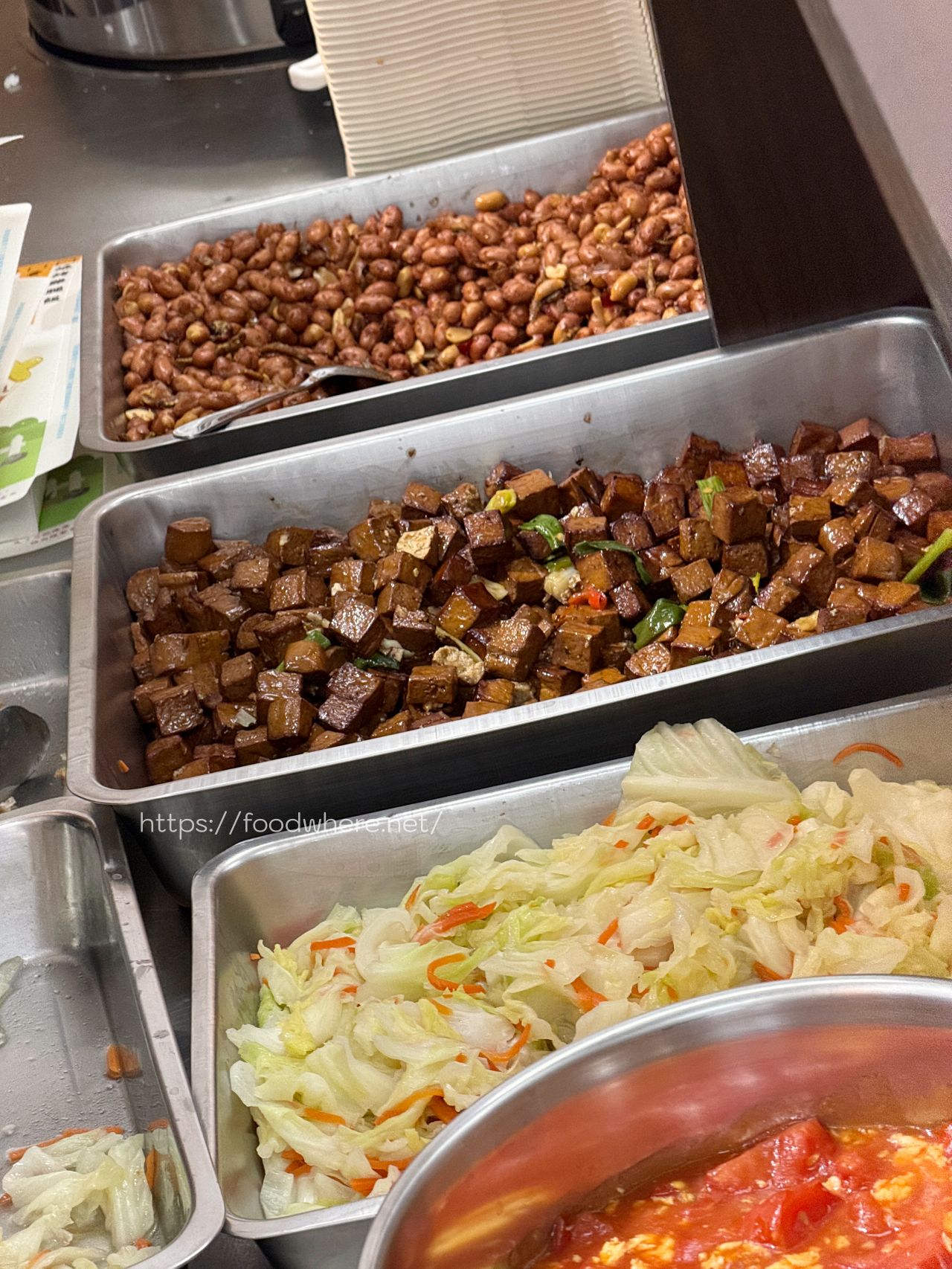 (菜單參考)高雄三民美食《湘園排骨 瀋陽店》前鎮老字號排骨便當進駐熱河商圈!現點現炸爆汁黑胡椒排骨與超誠意香酥大雞排 @高雄美食底對 (菜單參考)高雄三民美食《湘園排骨 瀋陽店》前鎮老字號排骨便當進駐熱河商圈!現點現炸爆汁黑胡椒排骨與超誠意香酥大雞排 @高雄美食底對