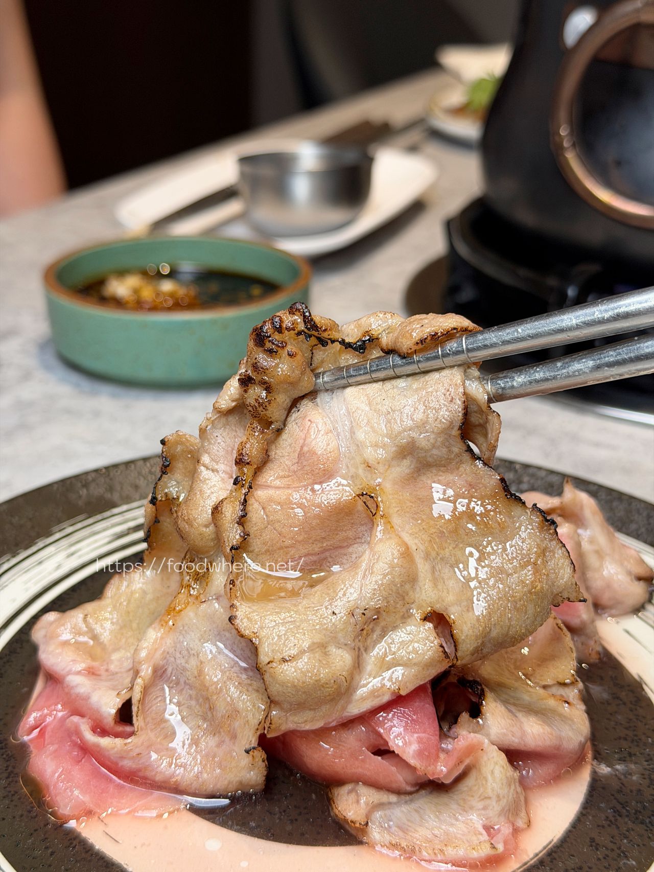 左營區火鍋《鼎華私廚麻辣火鍋》夏季限定新加坡肉骨茶，私廚等級鍋物驚艷味蕾 @高雄美食底對