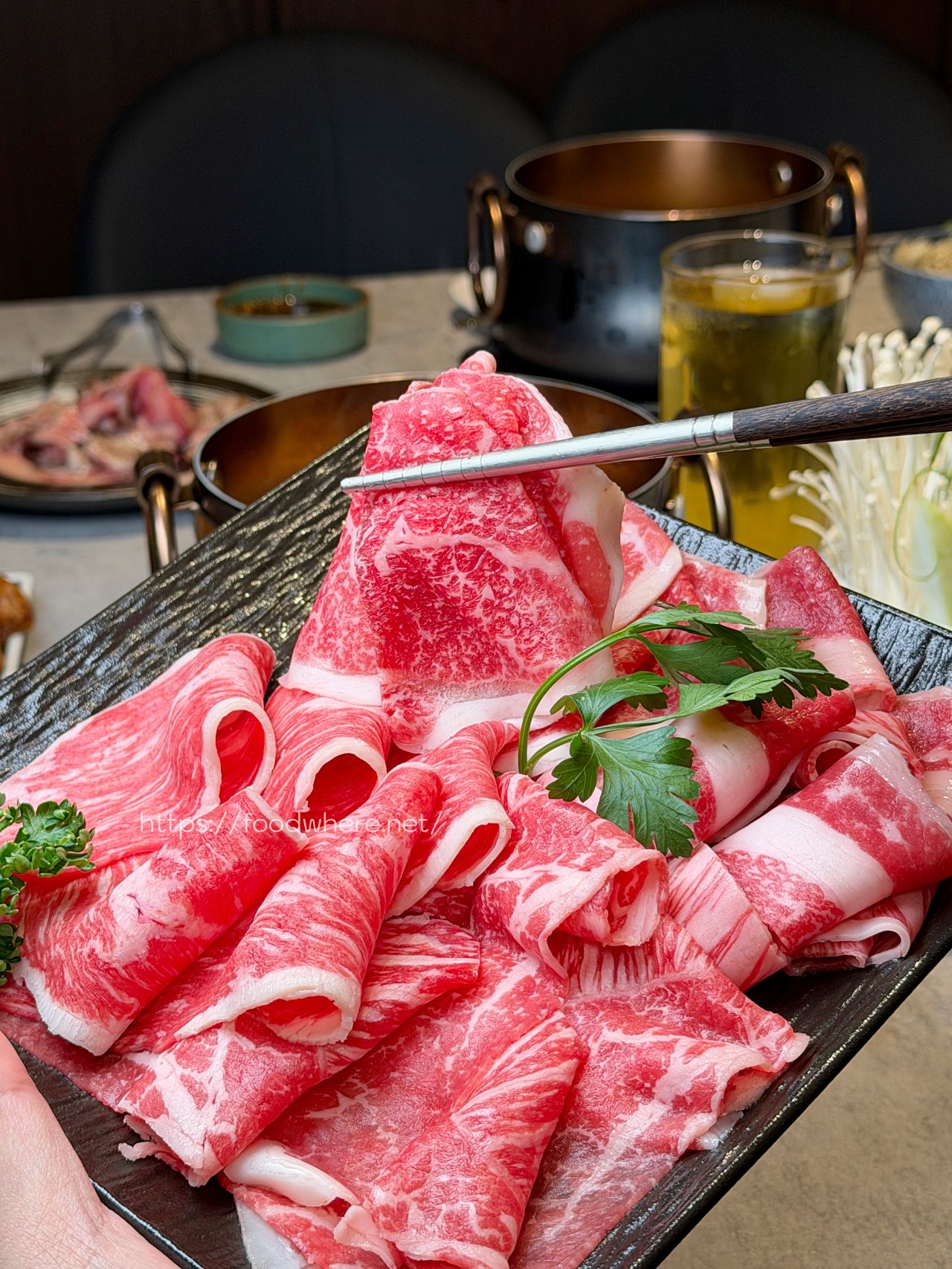 左營區火鍋《鼎華私廚麻辣火鍋》夏季限定新加坡肉骨茶，私廚等級鍋物驚艷味蕾 @高雄美食底對
