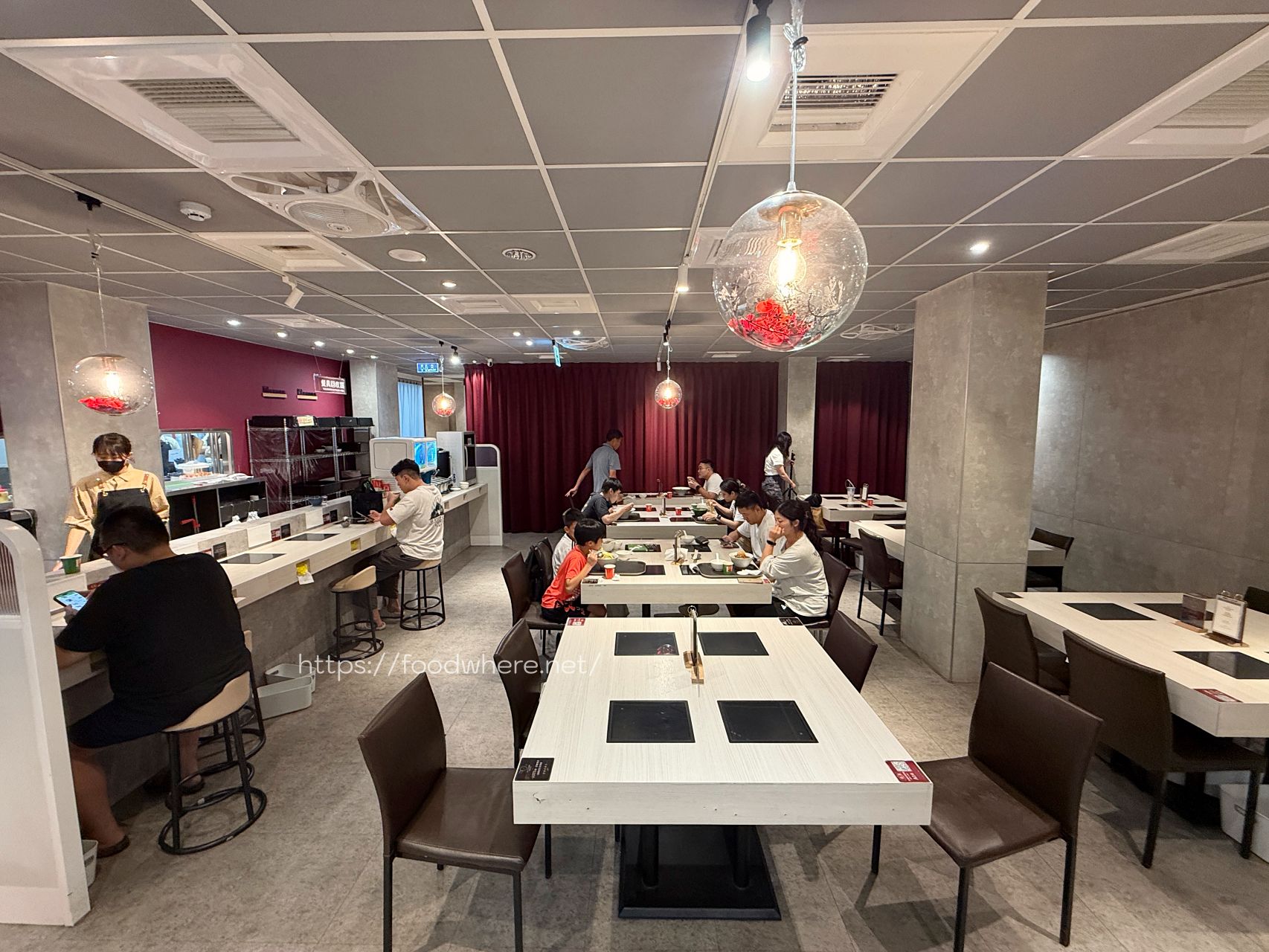 (有菜單)東港牛肉麵《恆溫》牛舌紅燒牛肉麵!超神|爆紅蟹黃拌麵太犯規 @高雄美食底對 (有菜單)東港牛肉麵《恆溫》牛舌紅燒牛肉麵!超神|爆紅蟹黃拌麵太犯規 @高雄美食底對