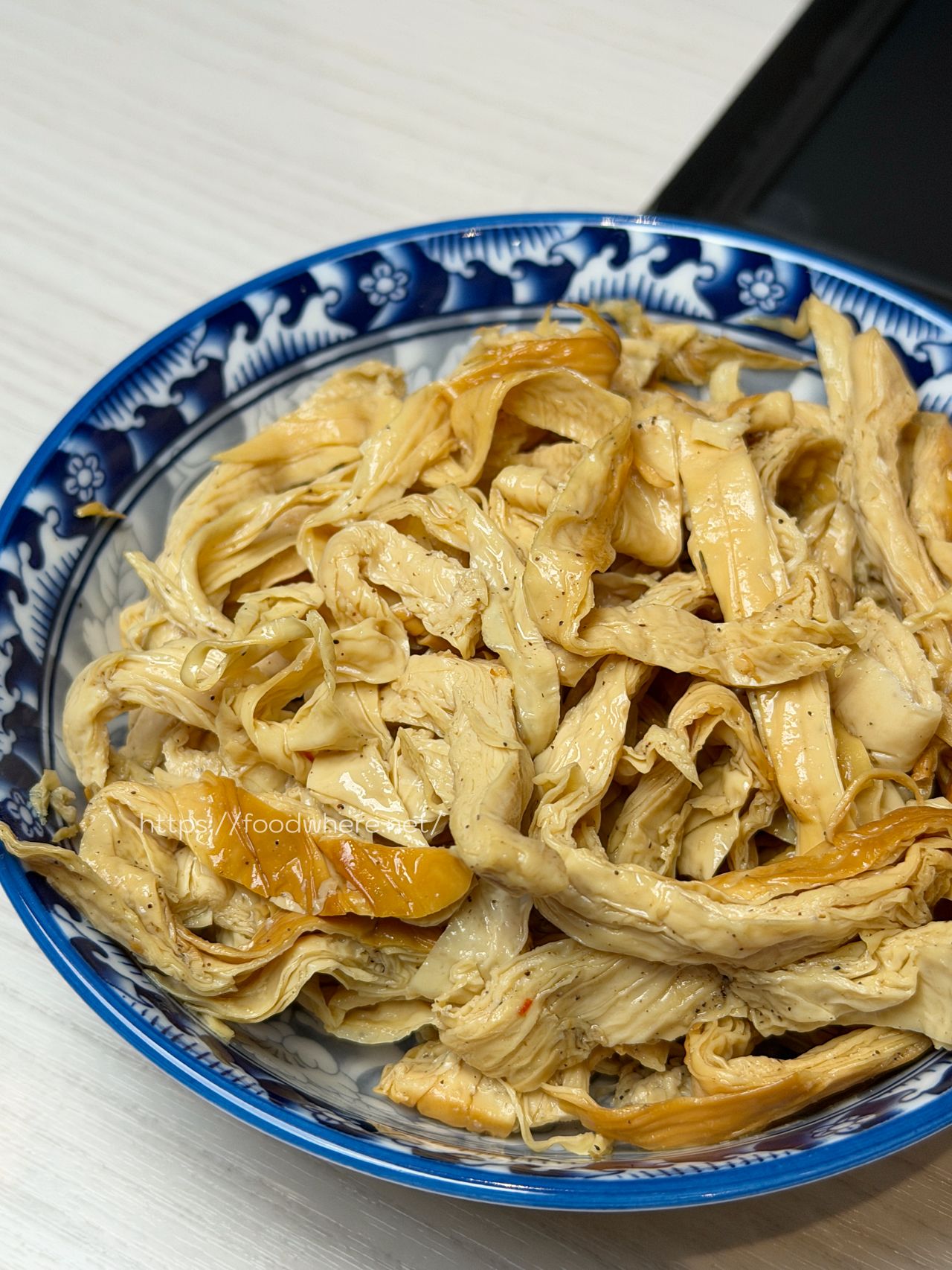 (有菜單)東港牛肉麵《恆溫》牛舌紅燒牛肉麵!超神|爆紅蟹黃拌麵太犯規 @高雄美食底對 (有菜單)東港牛肉麵《恆溫》牛舌紅燒牛肉麵!超神|爆紅蟹黃拌麵太犯規 @高雄美食底對