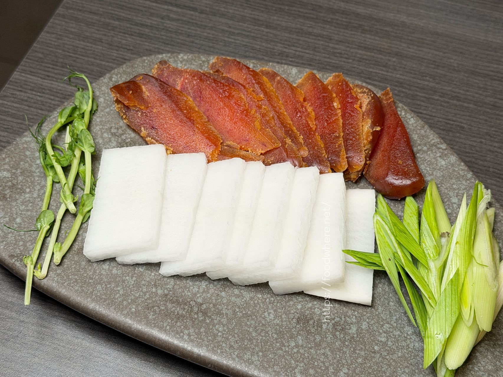 （有放菜單）新興區燒肉《日日燒肉》套餐份量浮誇又有誠意，吃完真的會想二訪！ @高雄美食底對