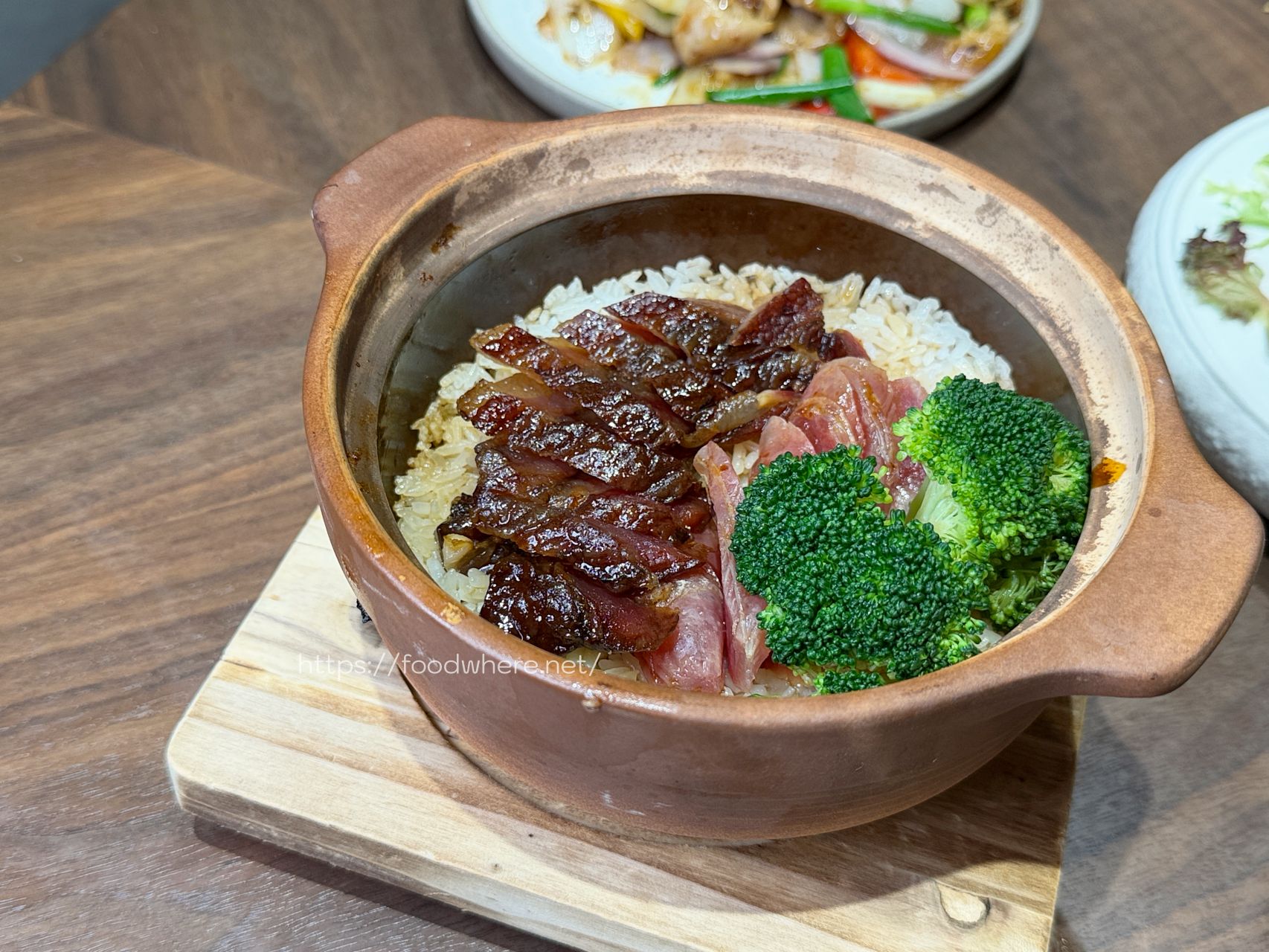 （菜單連結）岡山港式料理《九龍城寨》金牌炸子雞一吃就上癮！高雄港式料理推薦 @高雄美食底對
