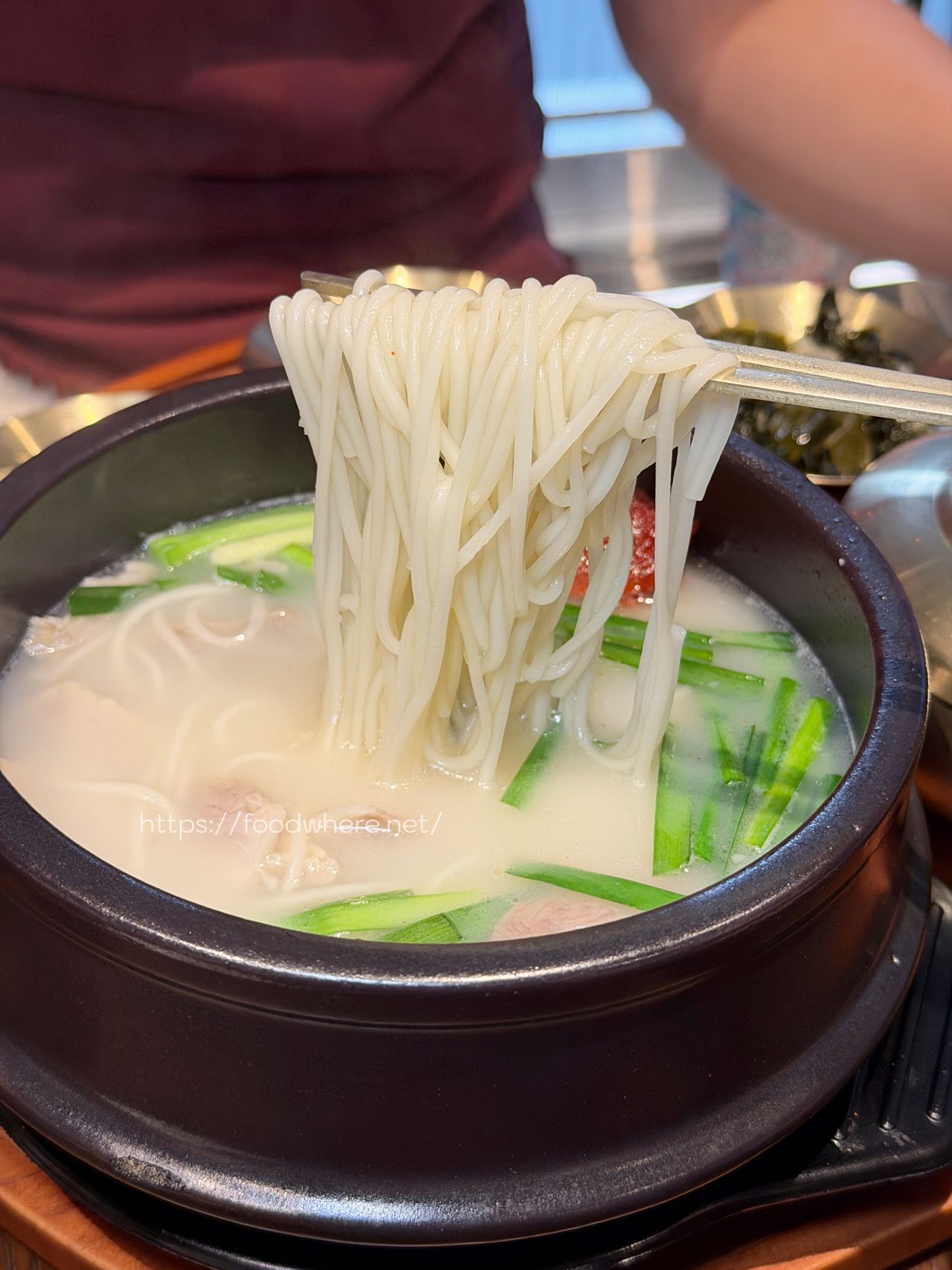 （有菜單）新興區韓式湯鍋《In the SEOUL》高雄店菜單 高雄近期很夯的韓式料理！ @高雄美食底對